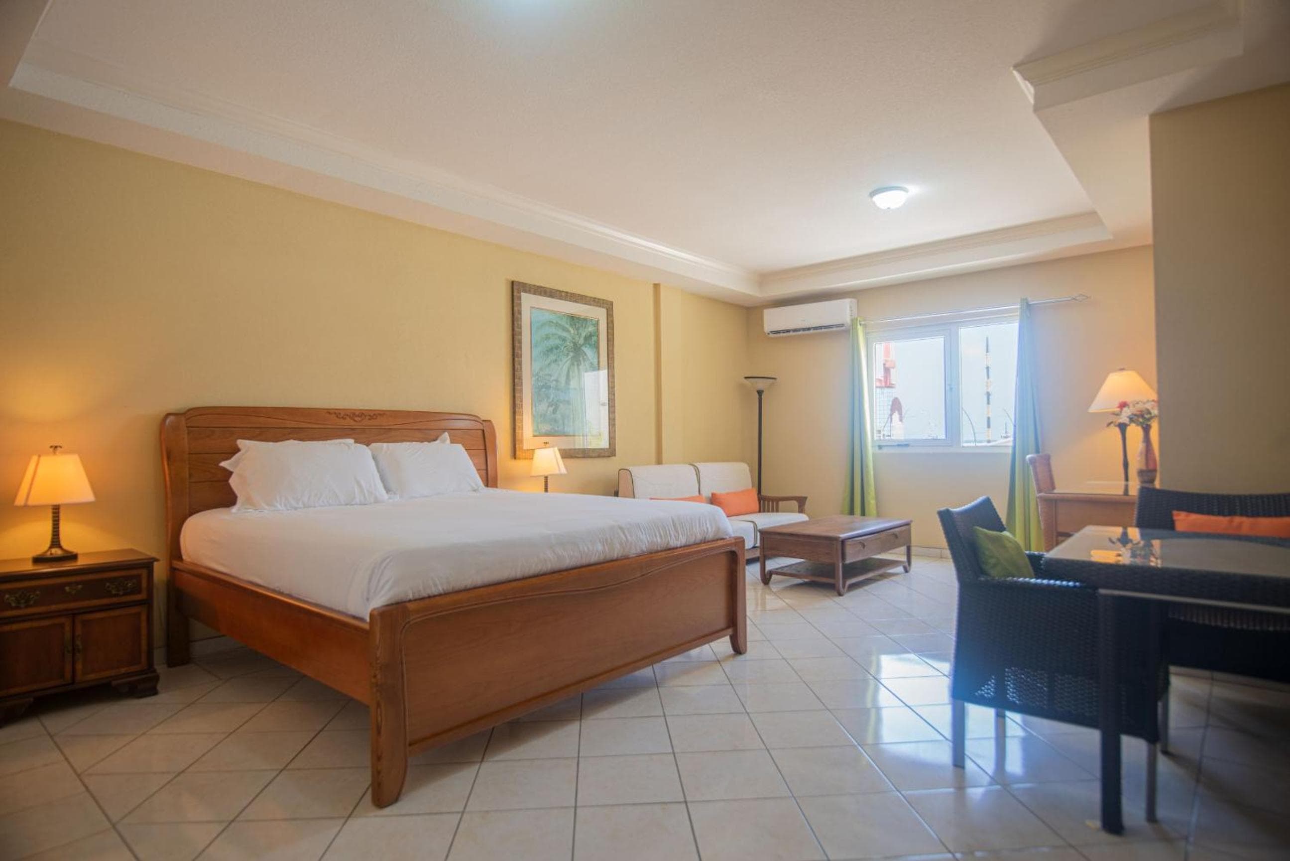 Bay Harbor Luxury 1 bedroom apartments