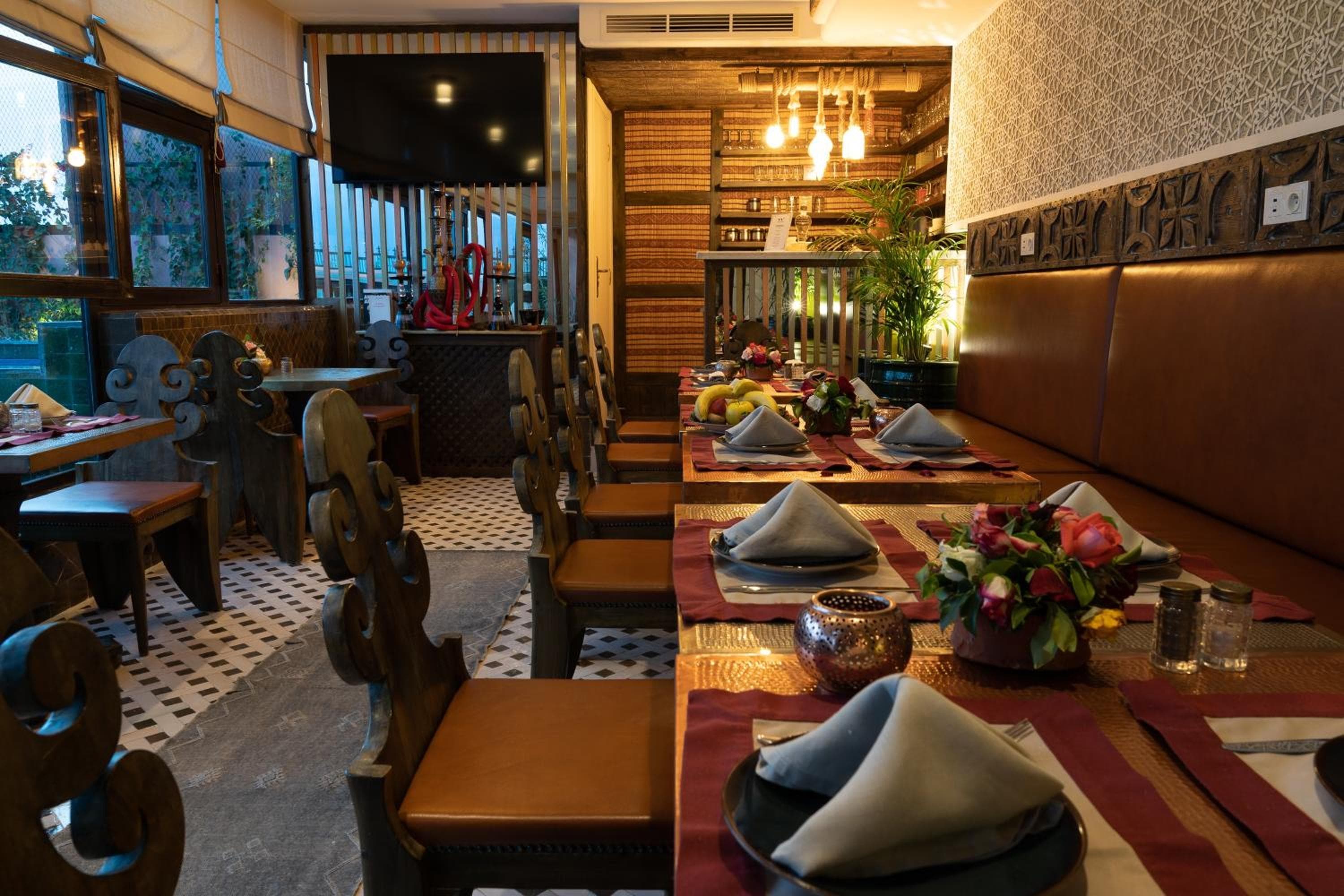 dining