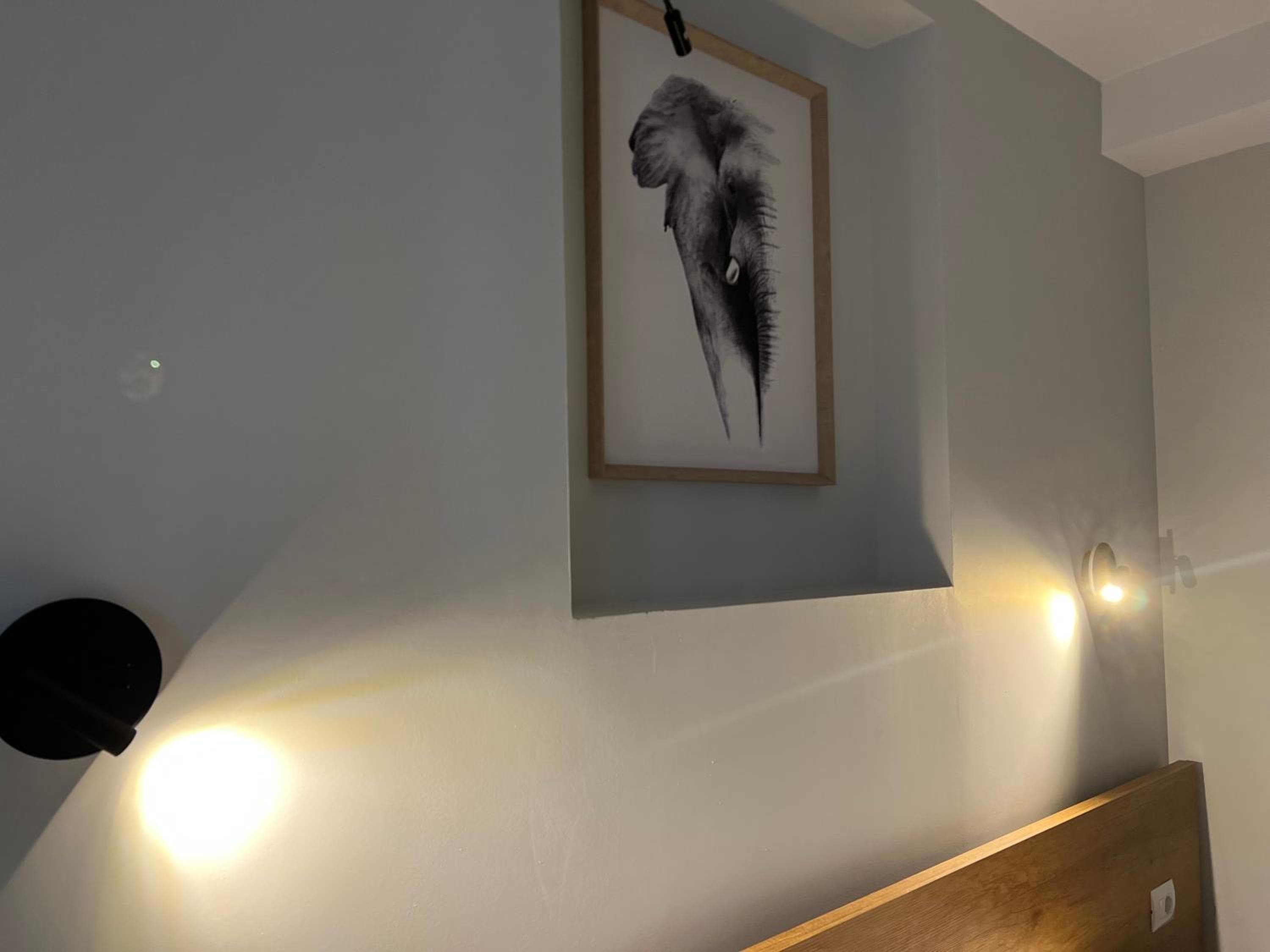 KONI's Studio Apartments