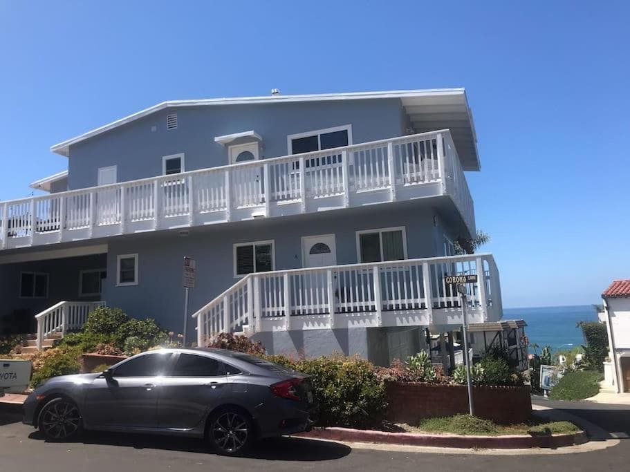 Blue Whale Inn Pet and Kid Friendly Unit C