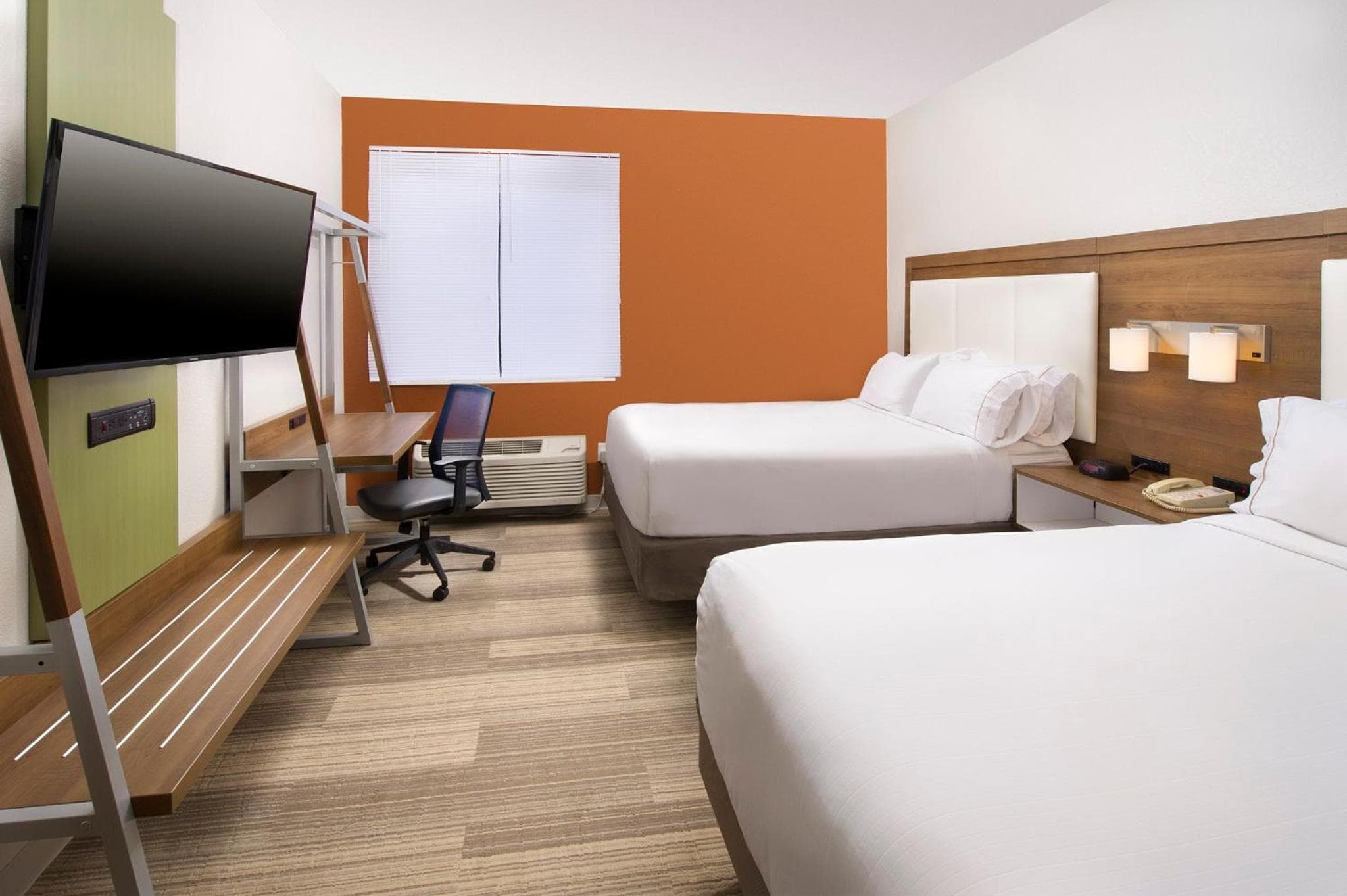 Holiday Inn Express & Suites San Antonio - Downtown Market Area by IHG