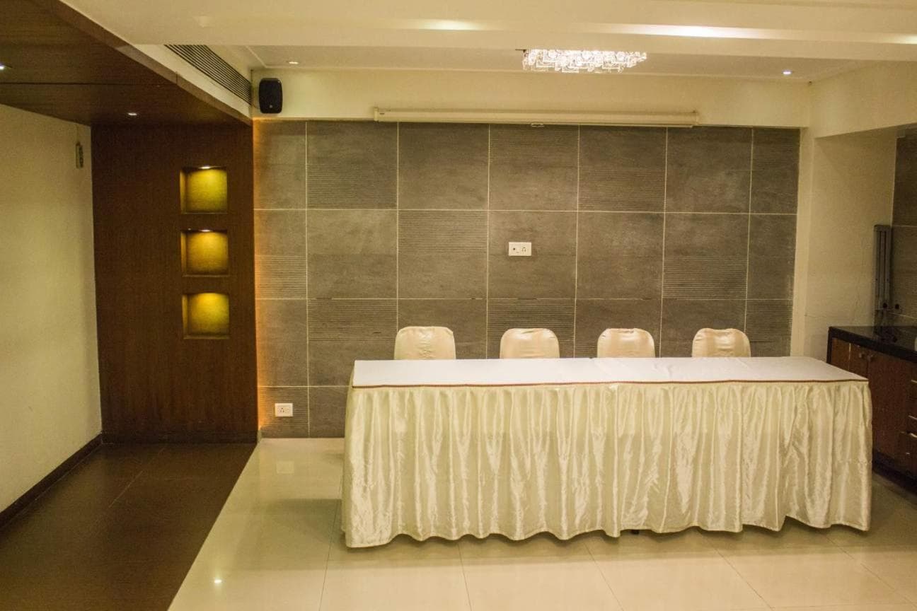 meeting & event spaces