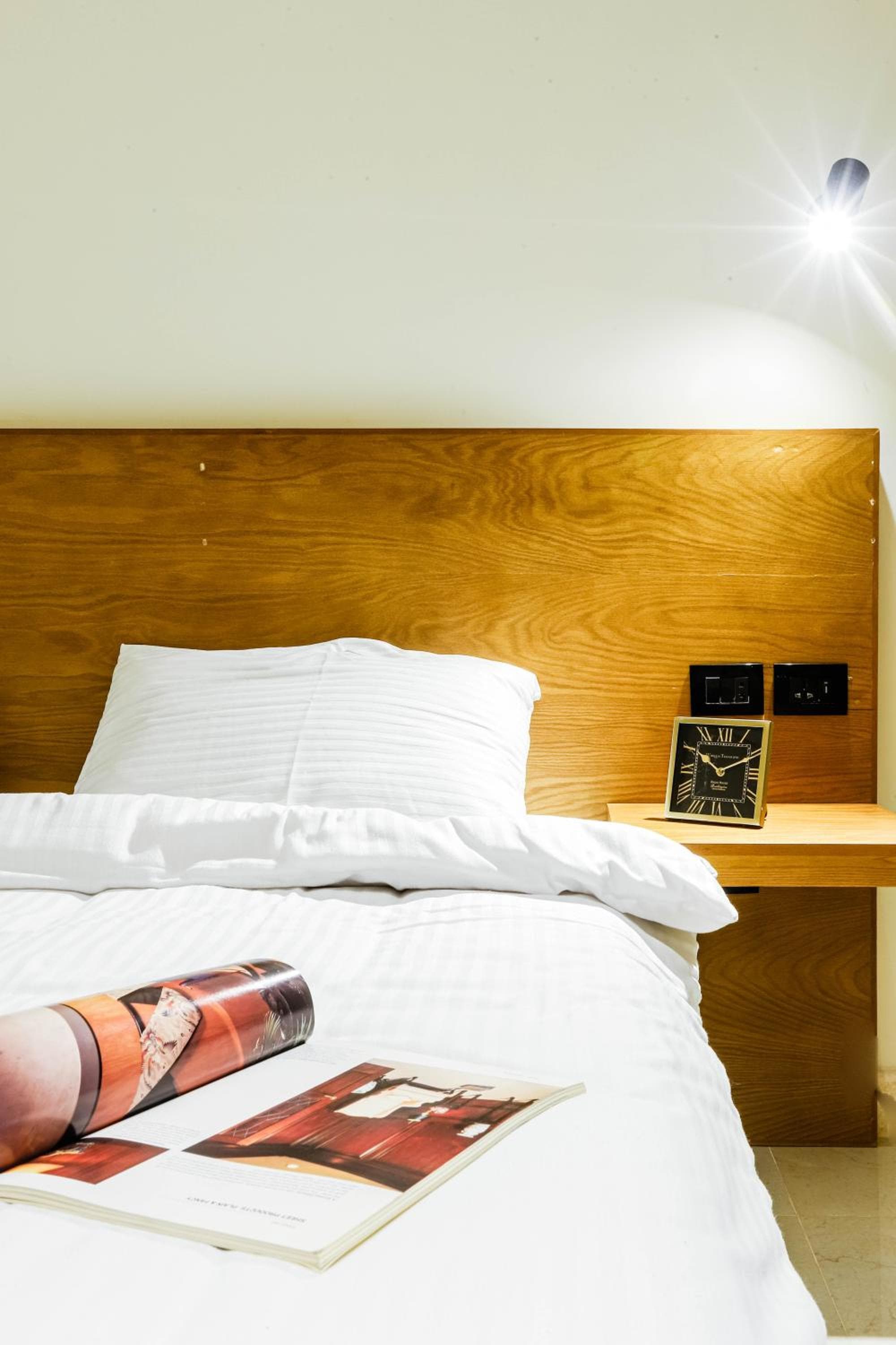 NewCity Hotel & Suites