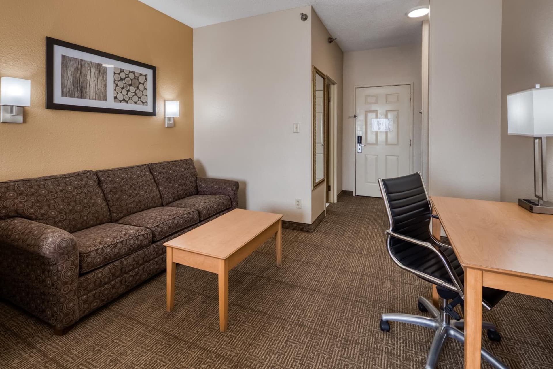Quality Inn & Suites Springfield Southwest near I-72