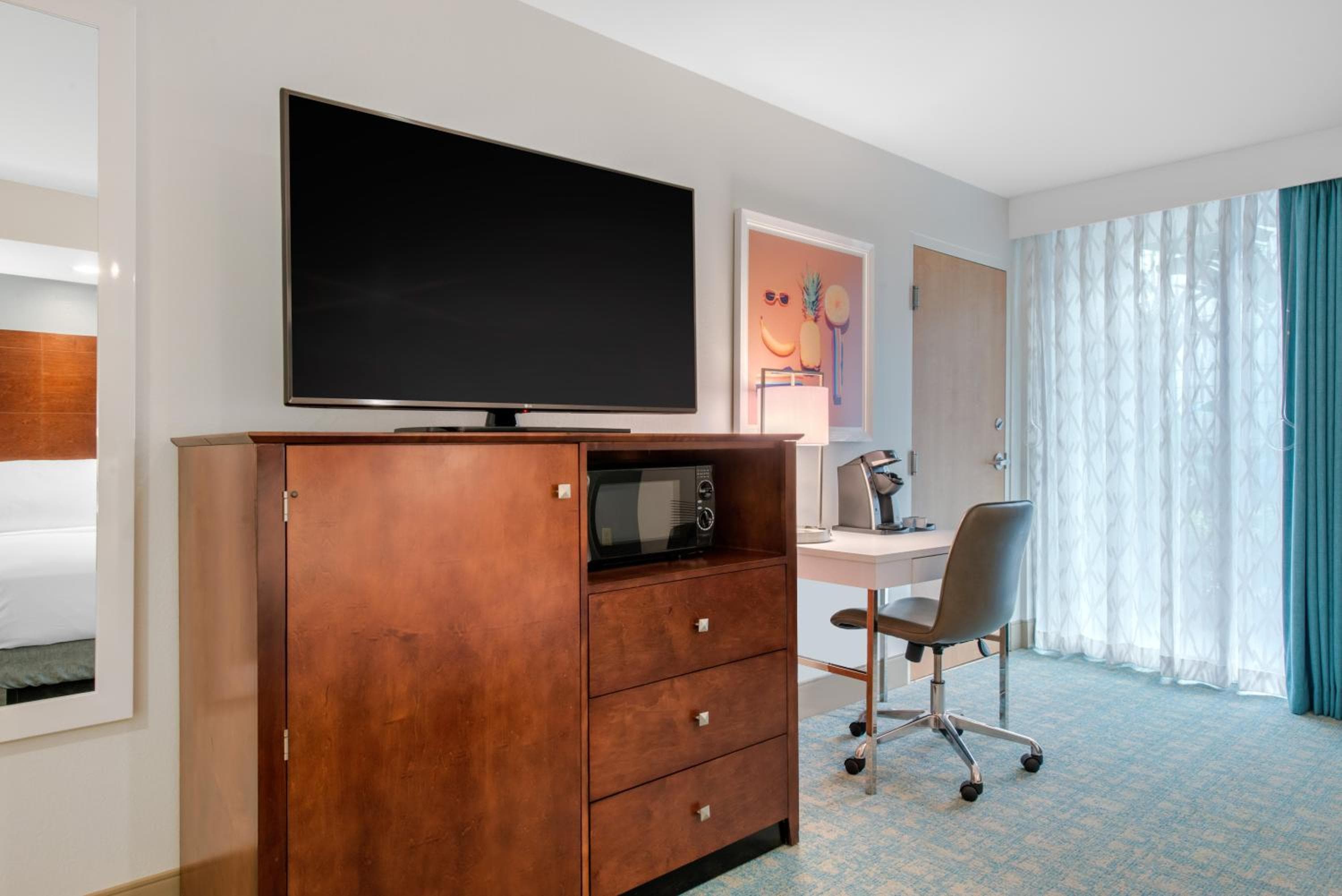 Holiday Inn Orlando – Disney Springs® Area by IHG