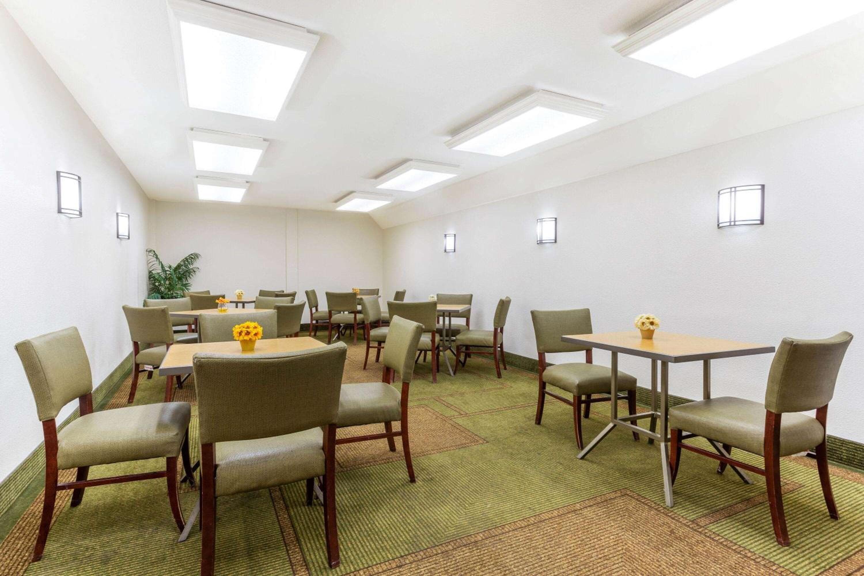 meeting & event spaces
