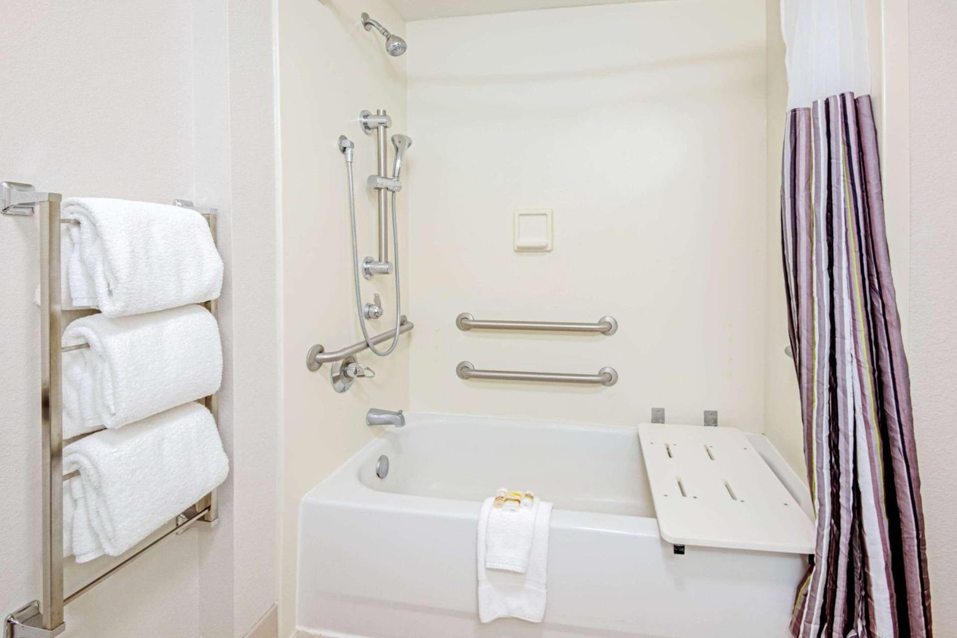 La Quinta by Wyndham San Antonio Airport