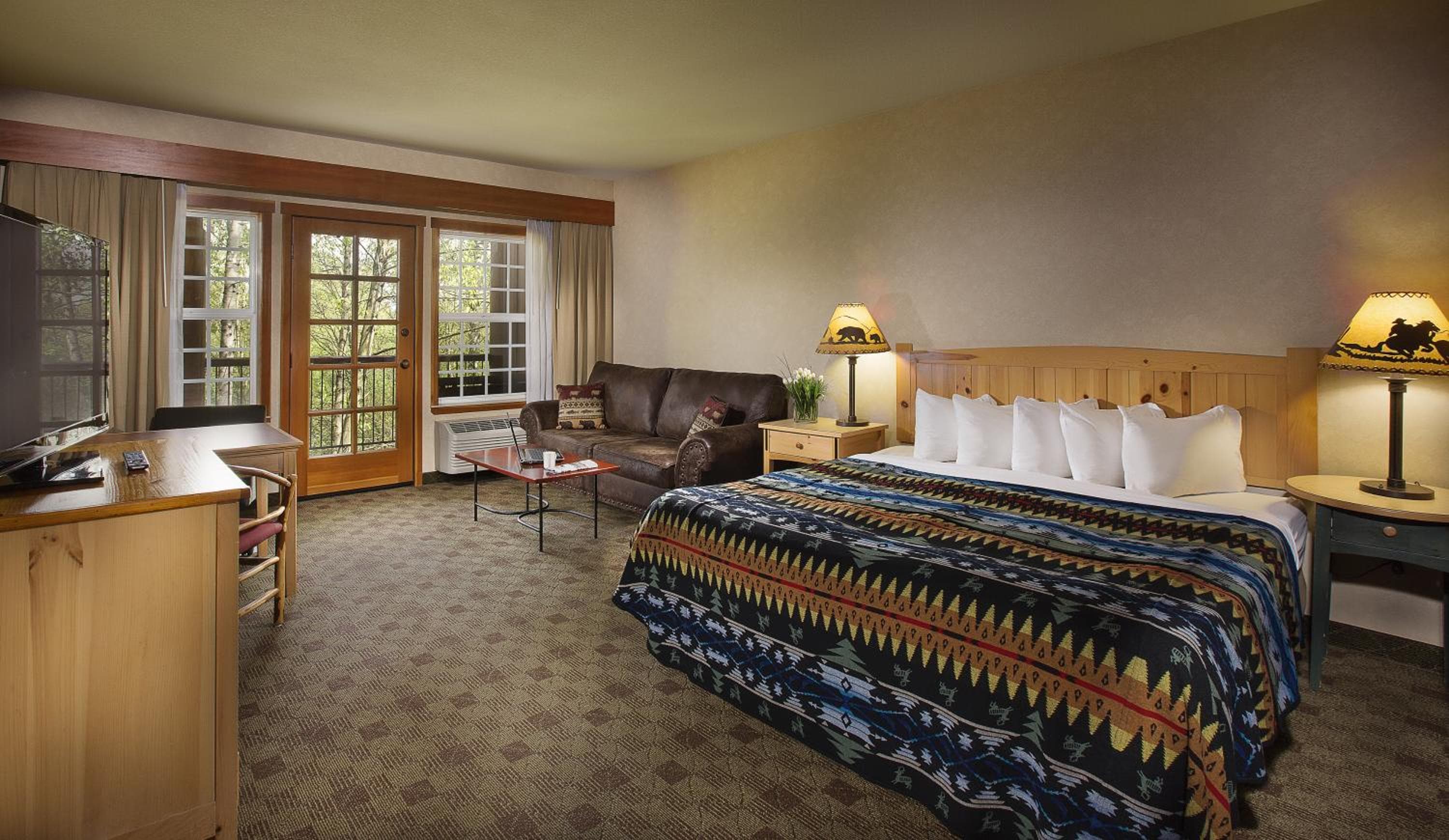 Heathman Lodge