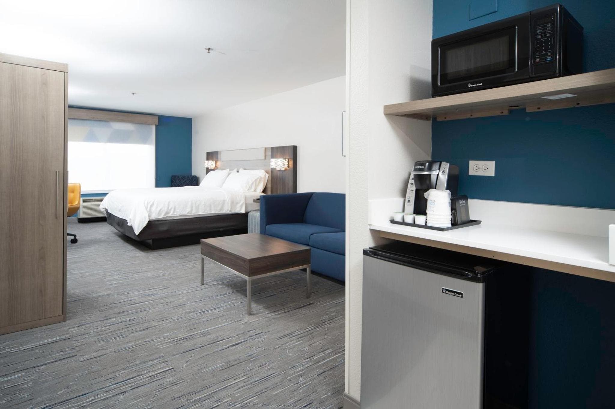 Holiday Inn Express and Suites Atlanta-Johns Creek by IHG