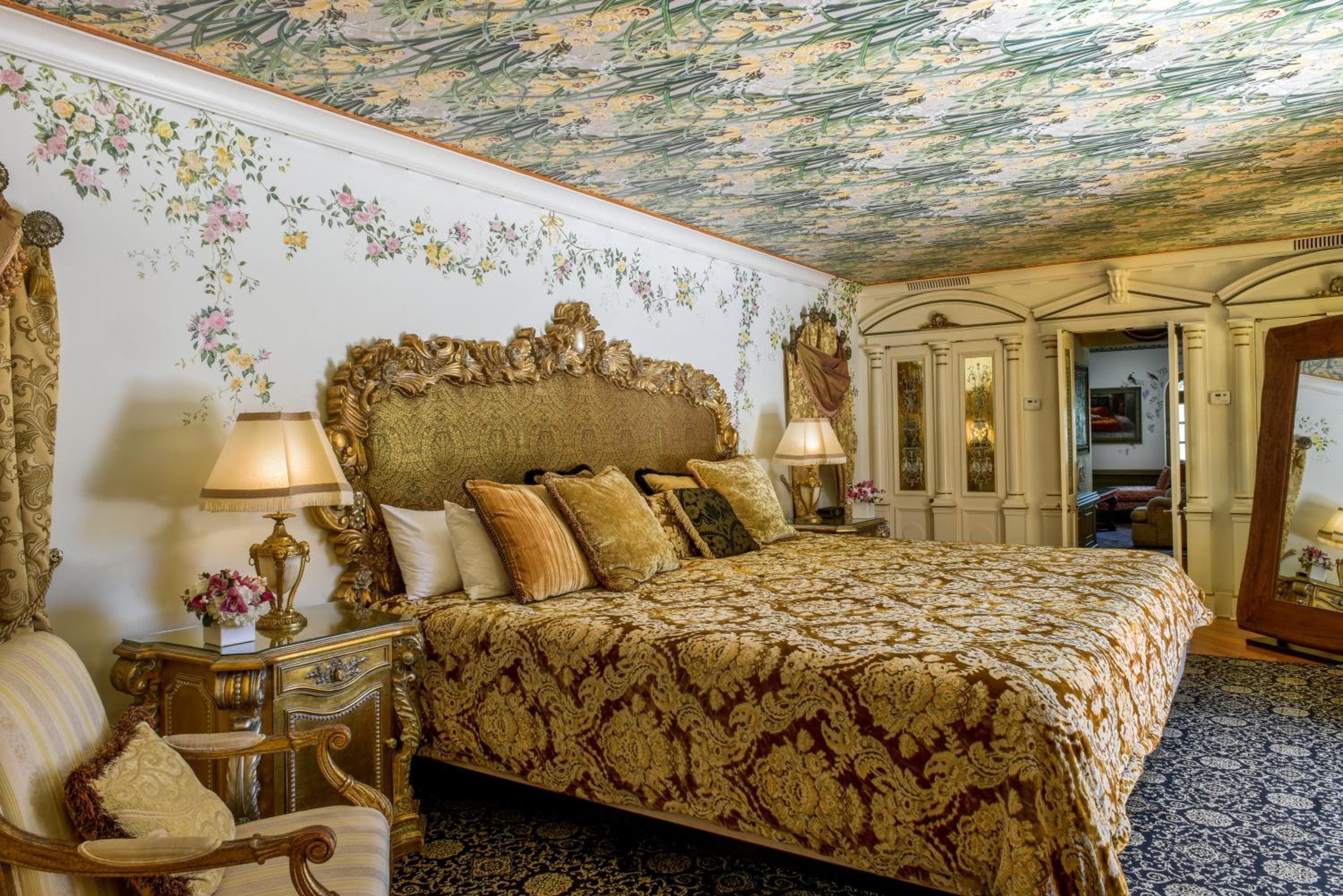 The Villa Casa Casuarina