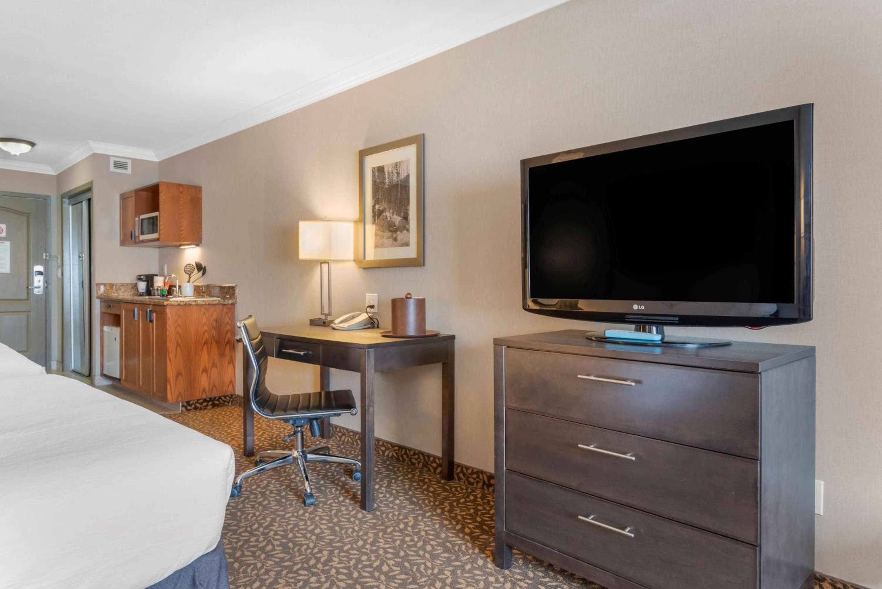 Best Western Plus Fernie Mountain Lodge