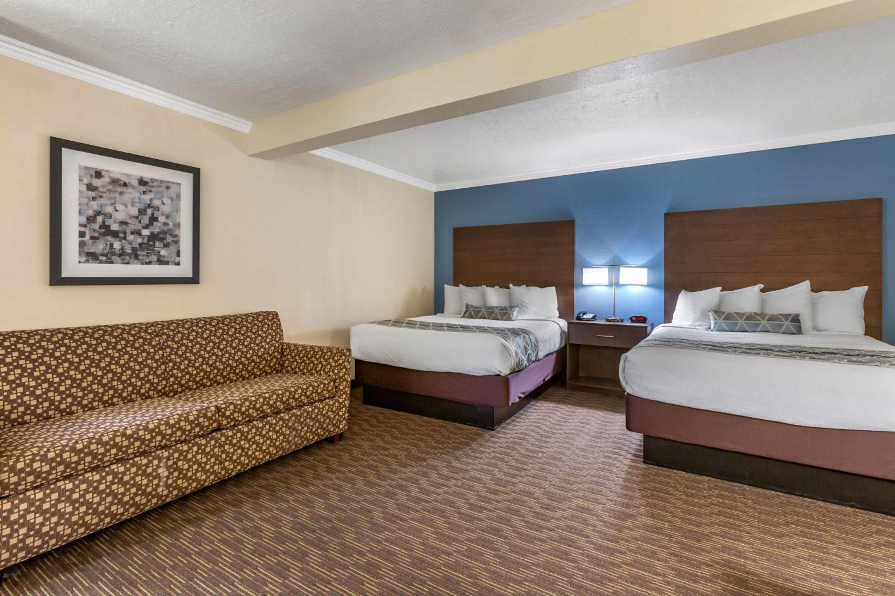 Best Western Airport Albuquerque InnSuites Hotel & Suites