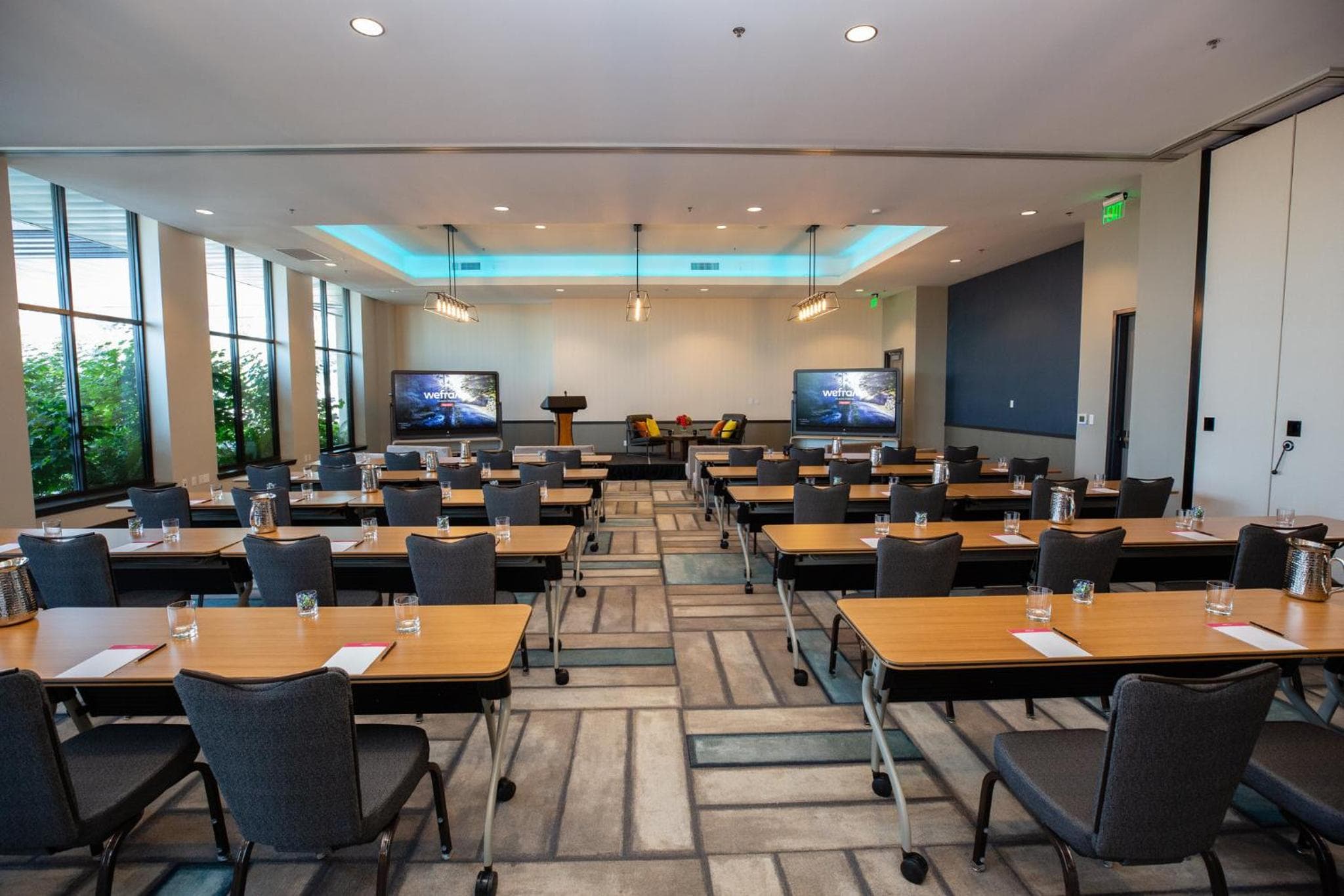 Hotel Indigo Seattle Everett Waterfront Place by IHG