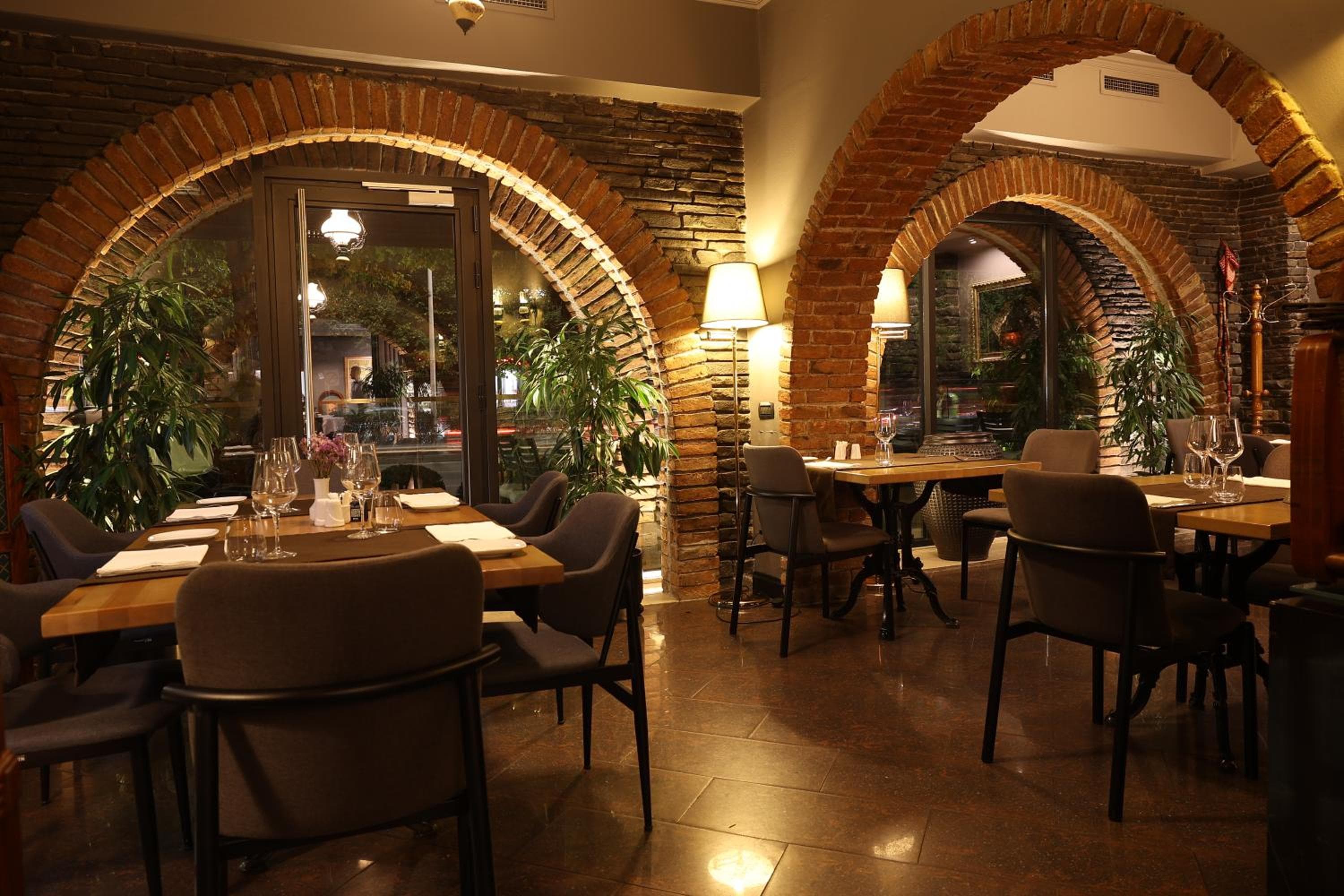 Mondial Hotel