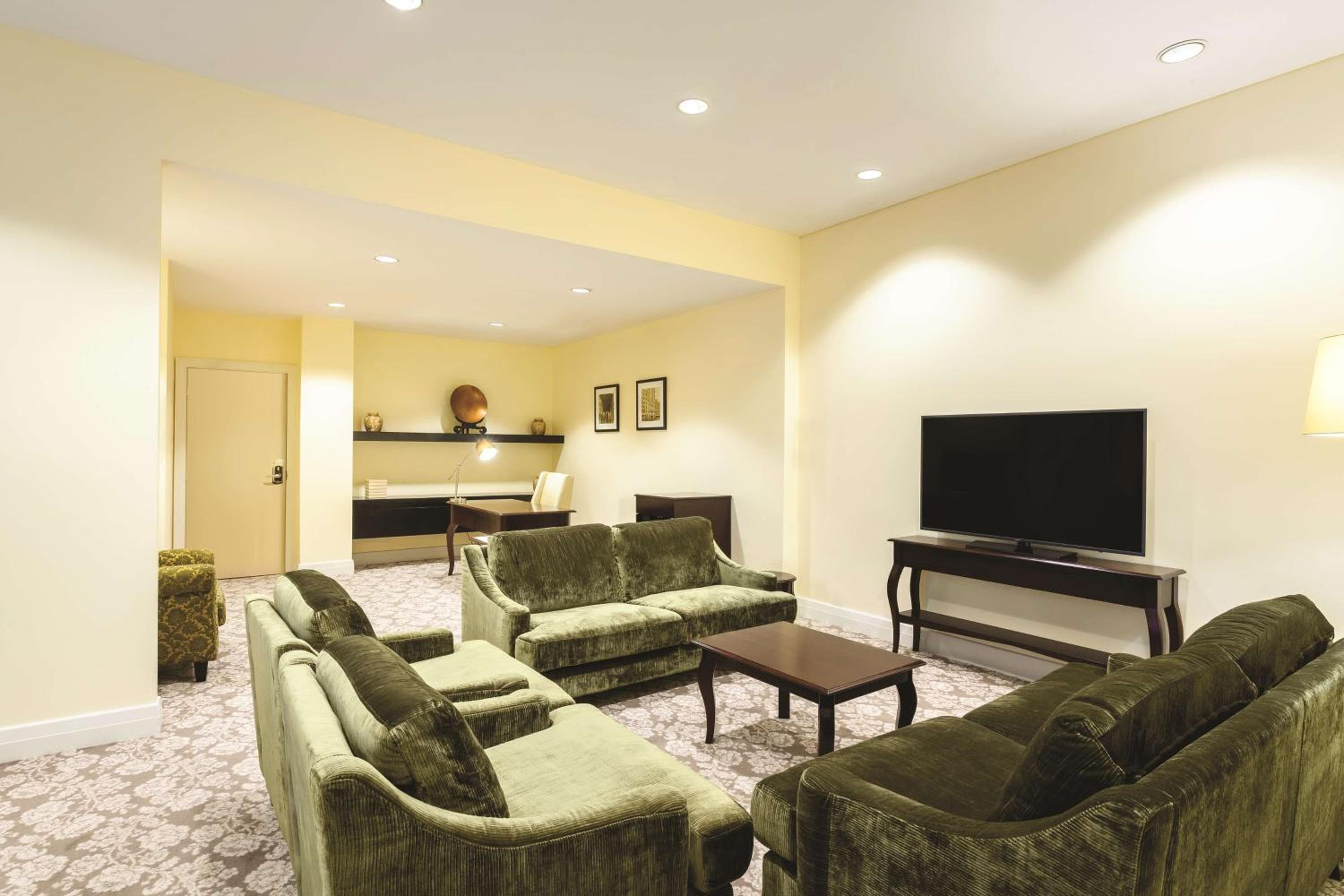 Rendezvous Hotel Melbourne