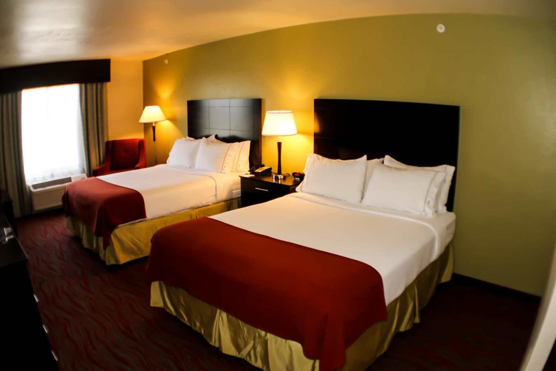 Holiday Inn Express & Suites Indianapolis North - Carmel by IHG