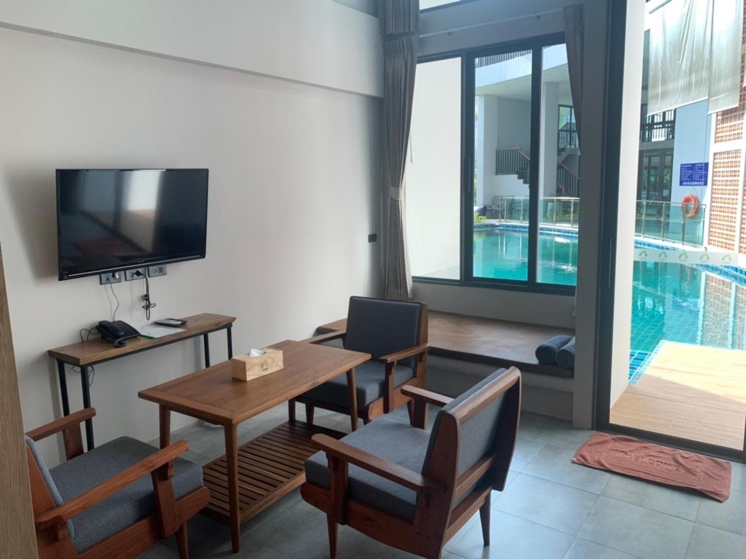 Atom Phuket Hotel