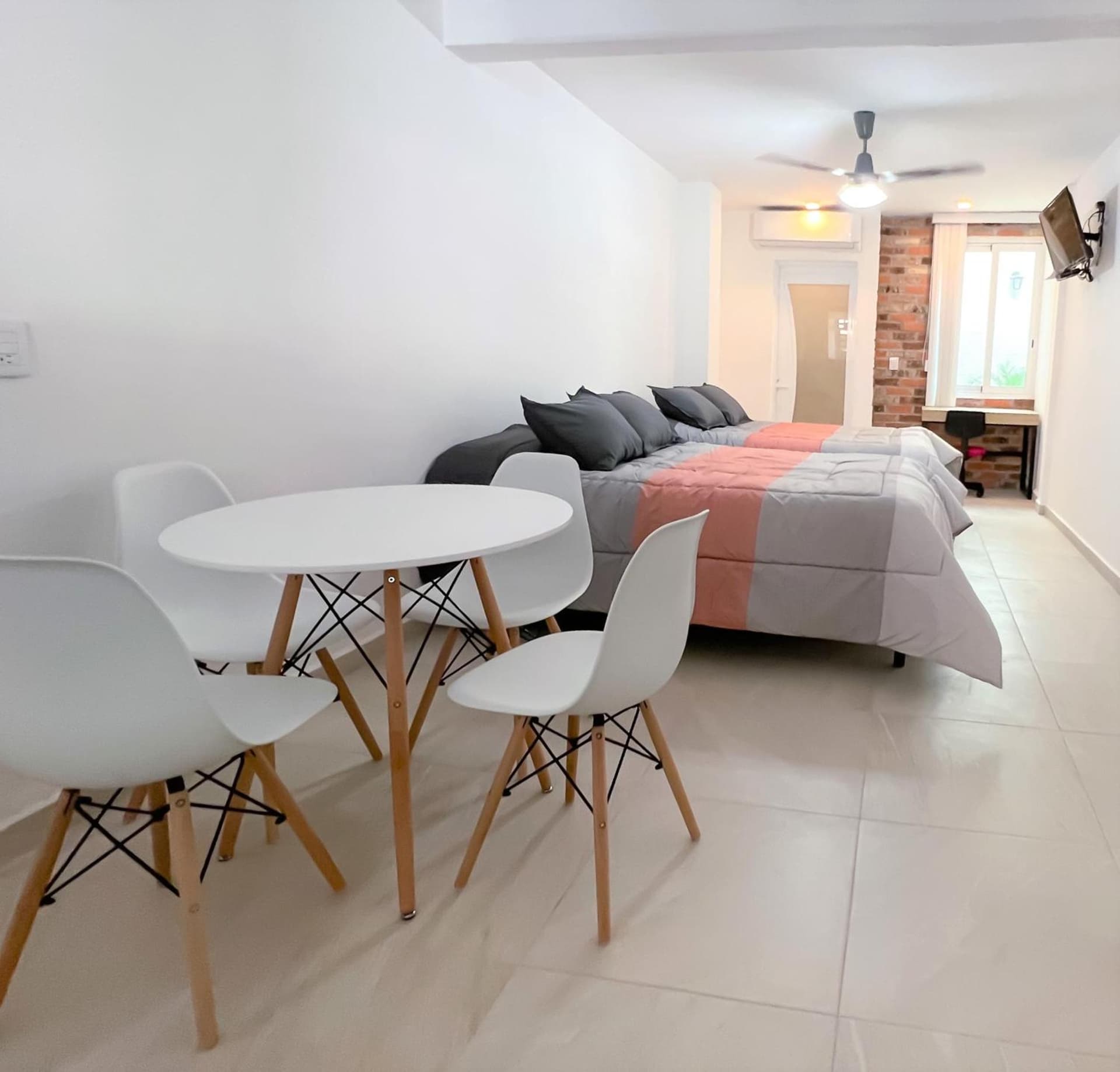Habitaciones Amubladas Logos II
