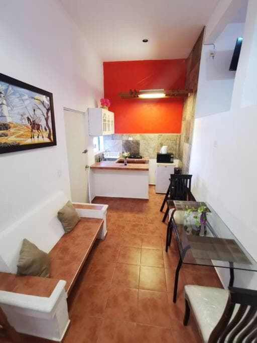 Bonito departamento con alberca en Cancún