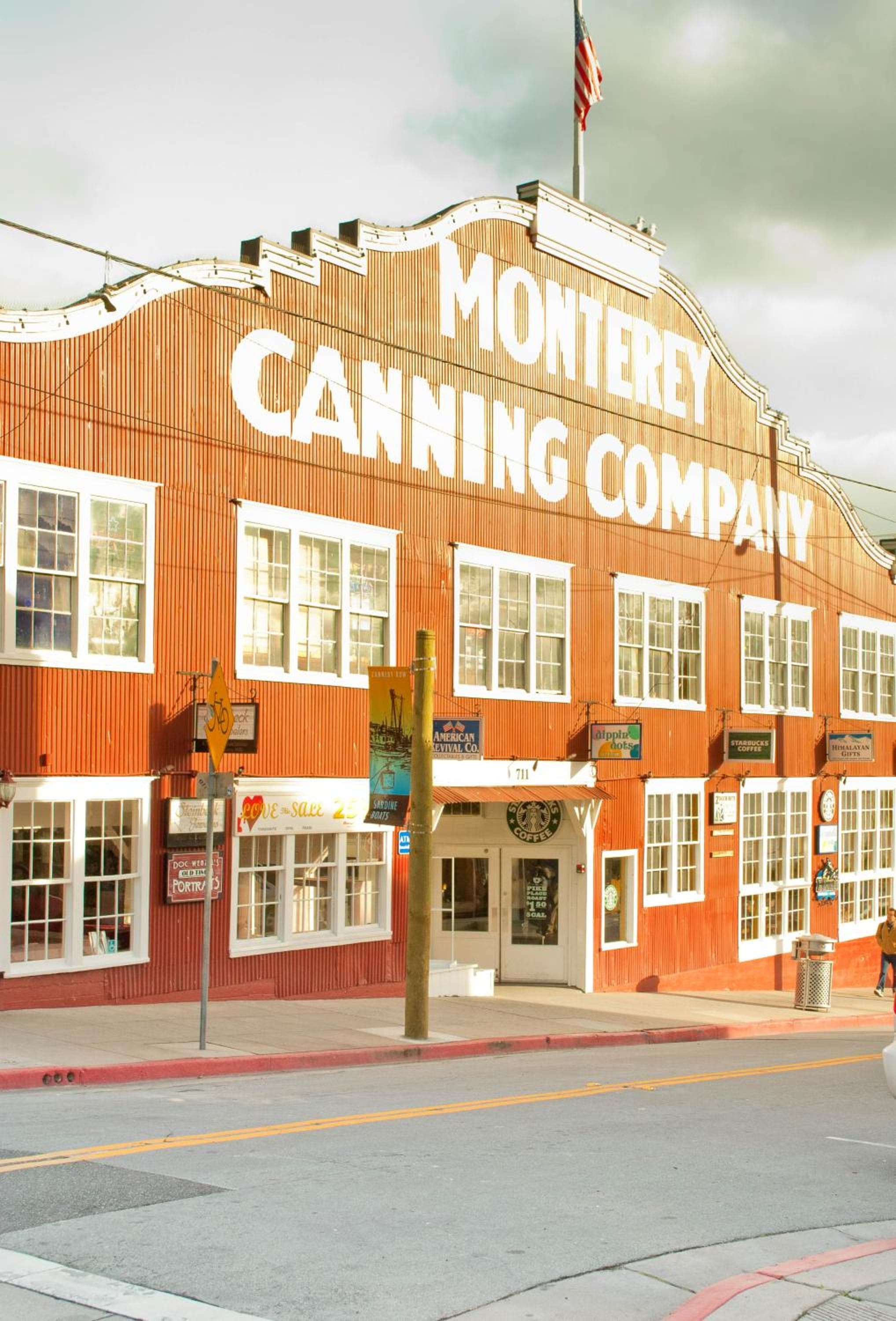 Monterey Bay Inn