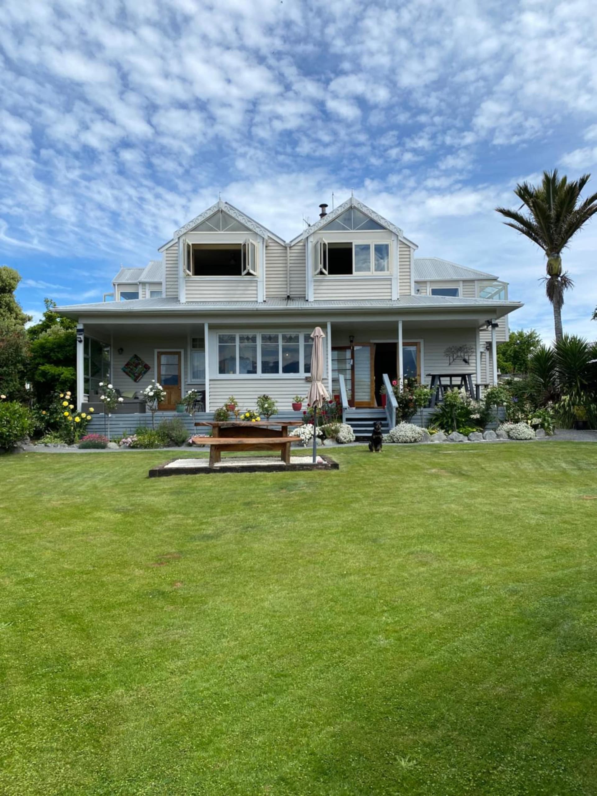 Nikau Lodge