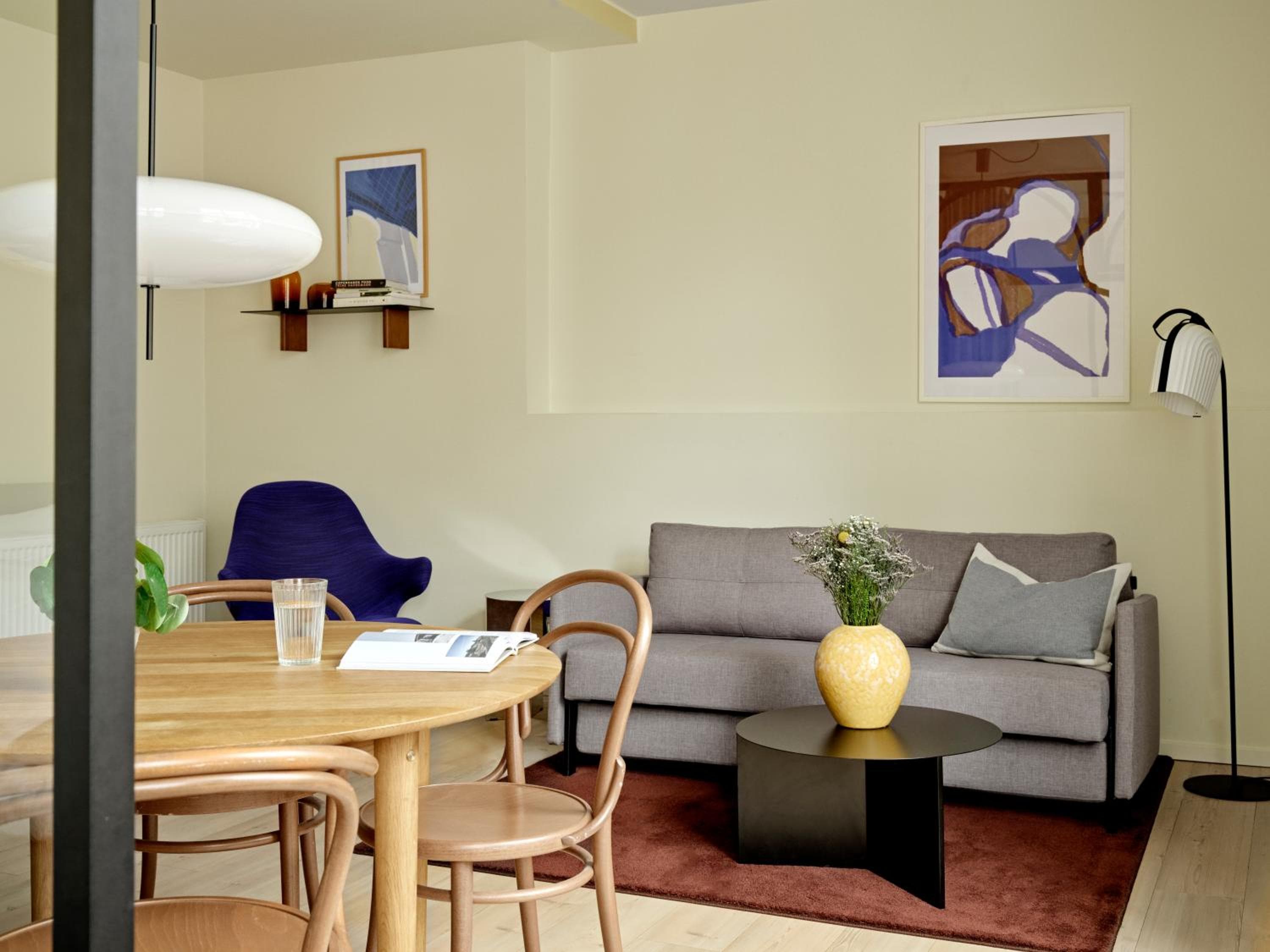 Apēron Apartment Hotel
