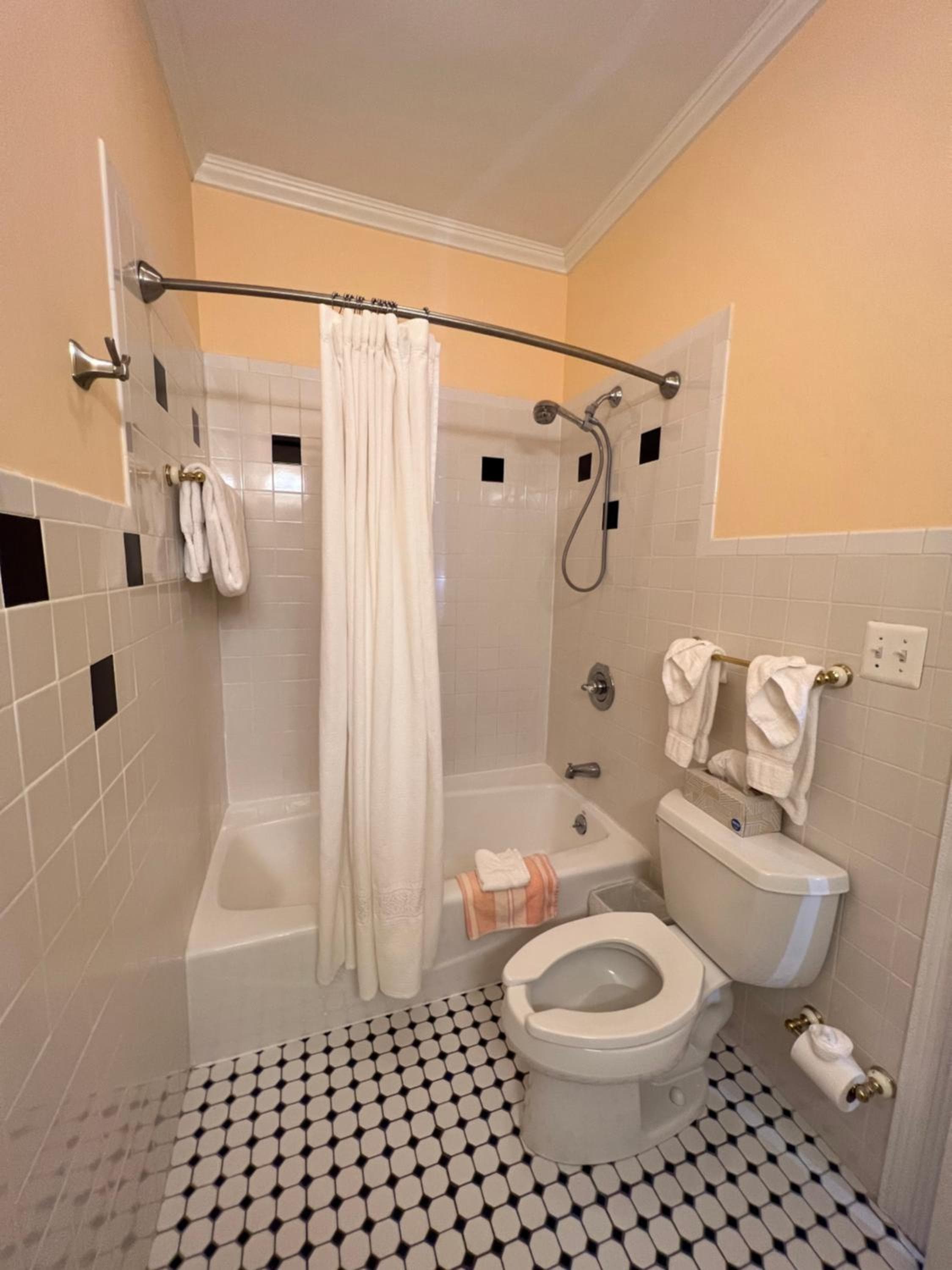 Elaine's Cape May Boutique Hotel