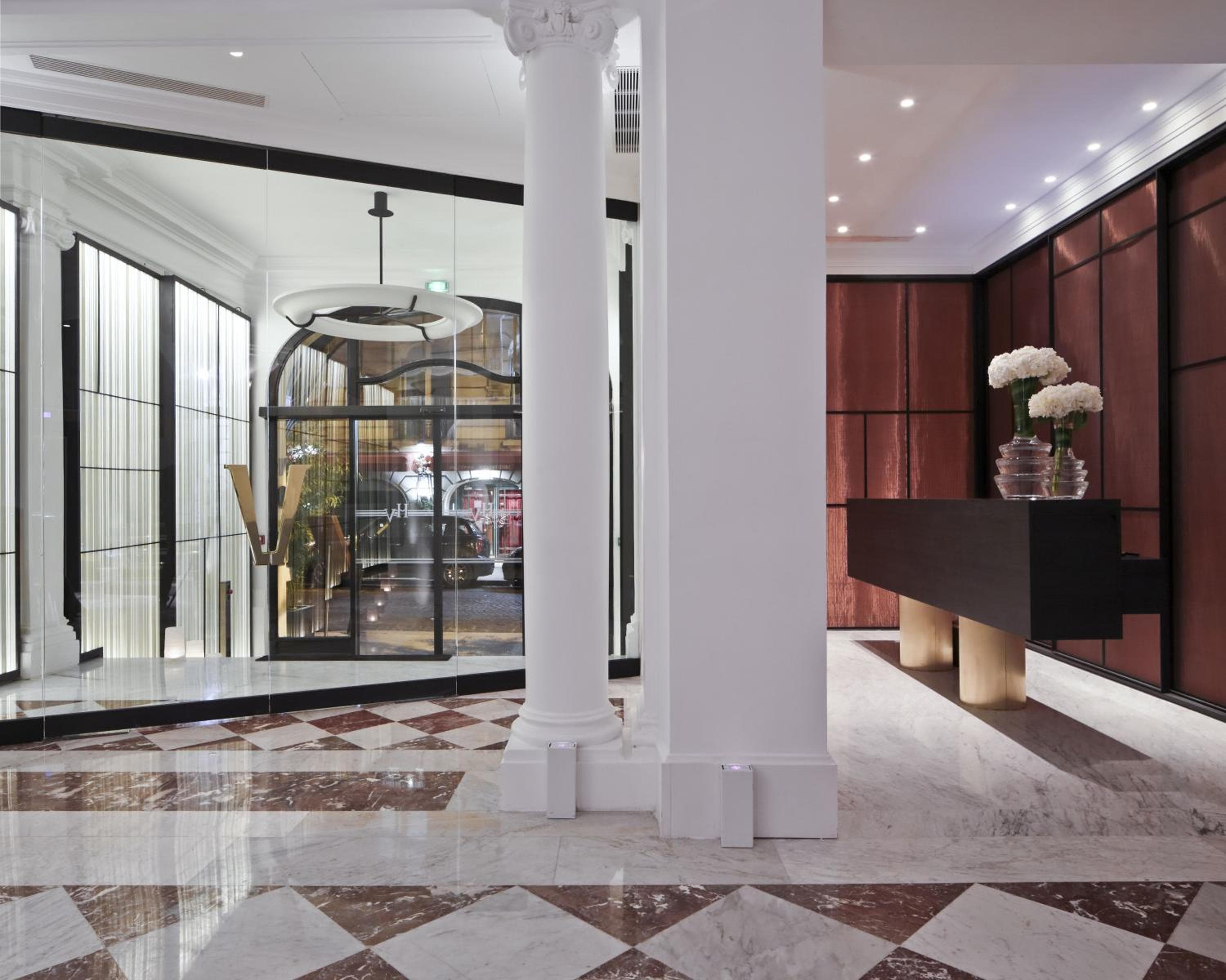 Hôtel Vernet Champs Elysées Paris