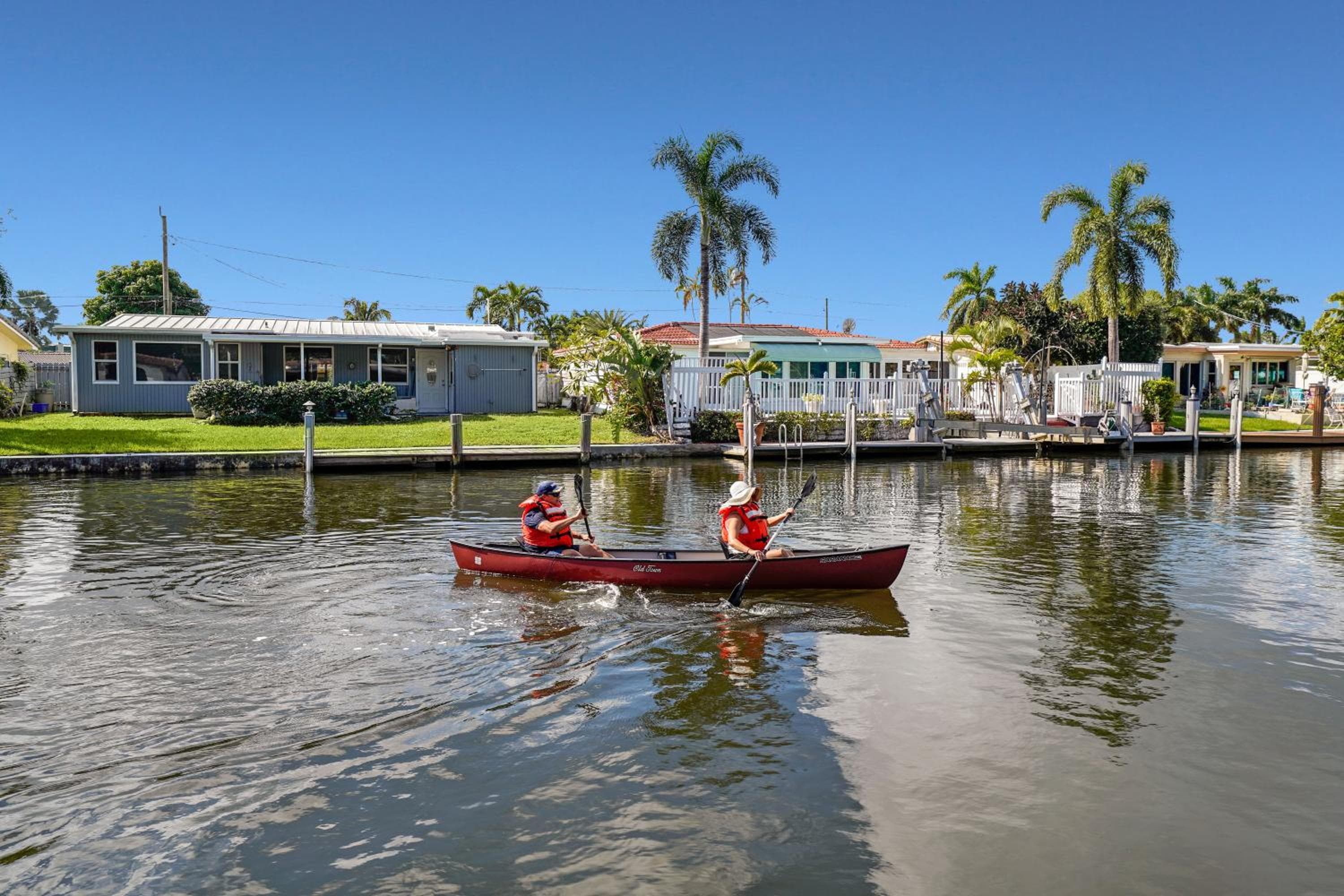 Dania Beach Waterfront,near Hollywood & Fll