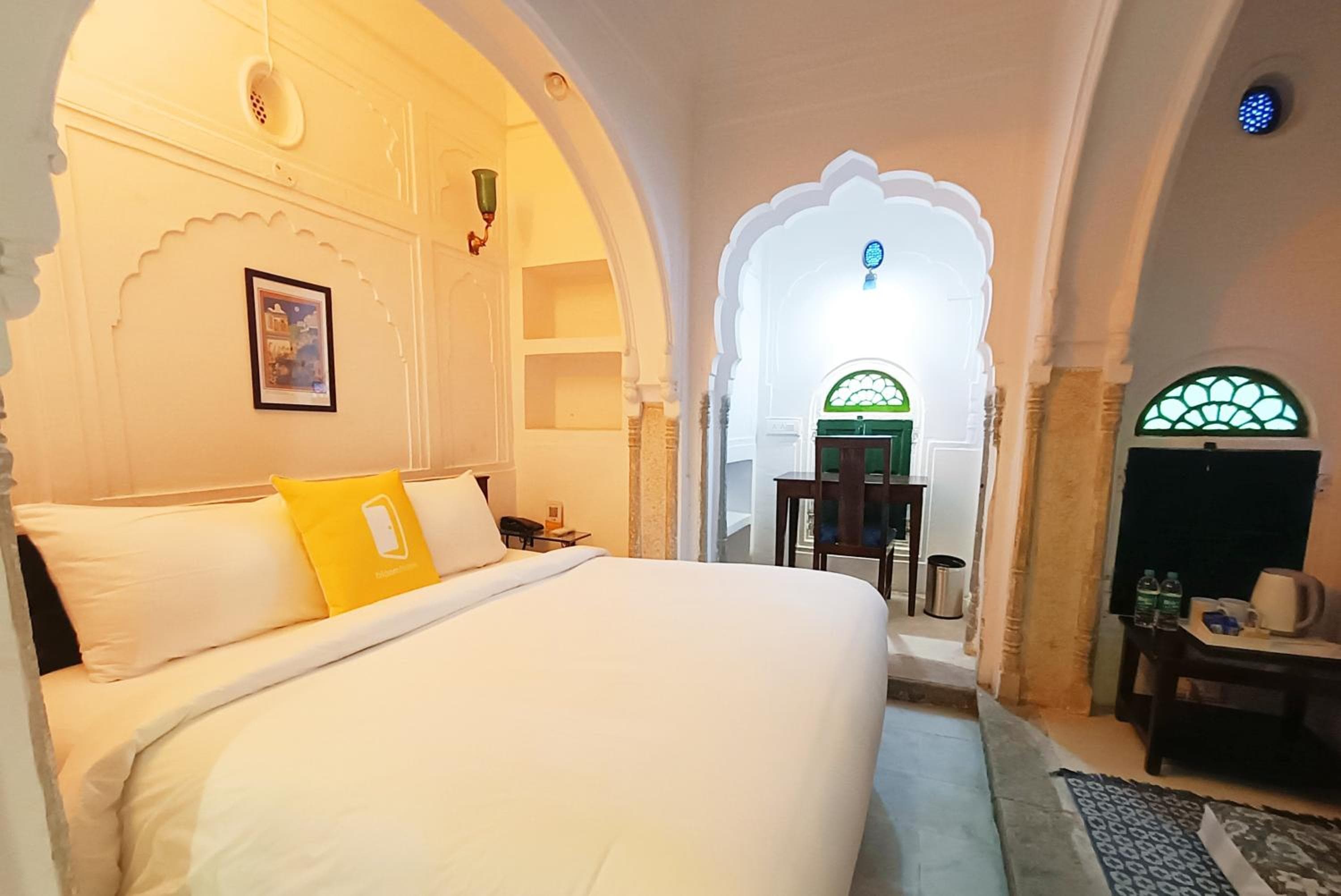 Bloom Boutique l Chelon Haveli