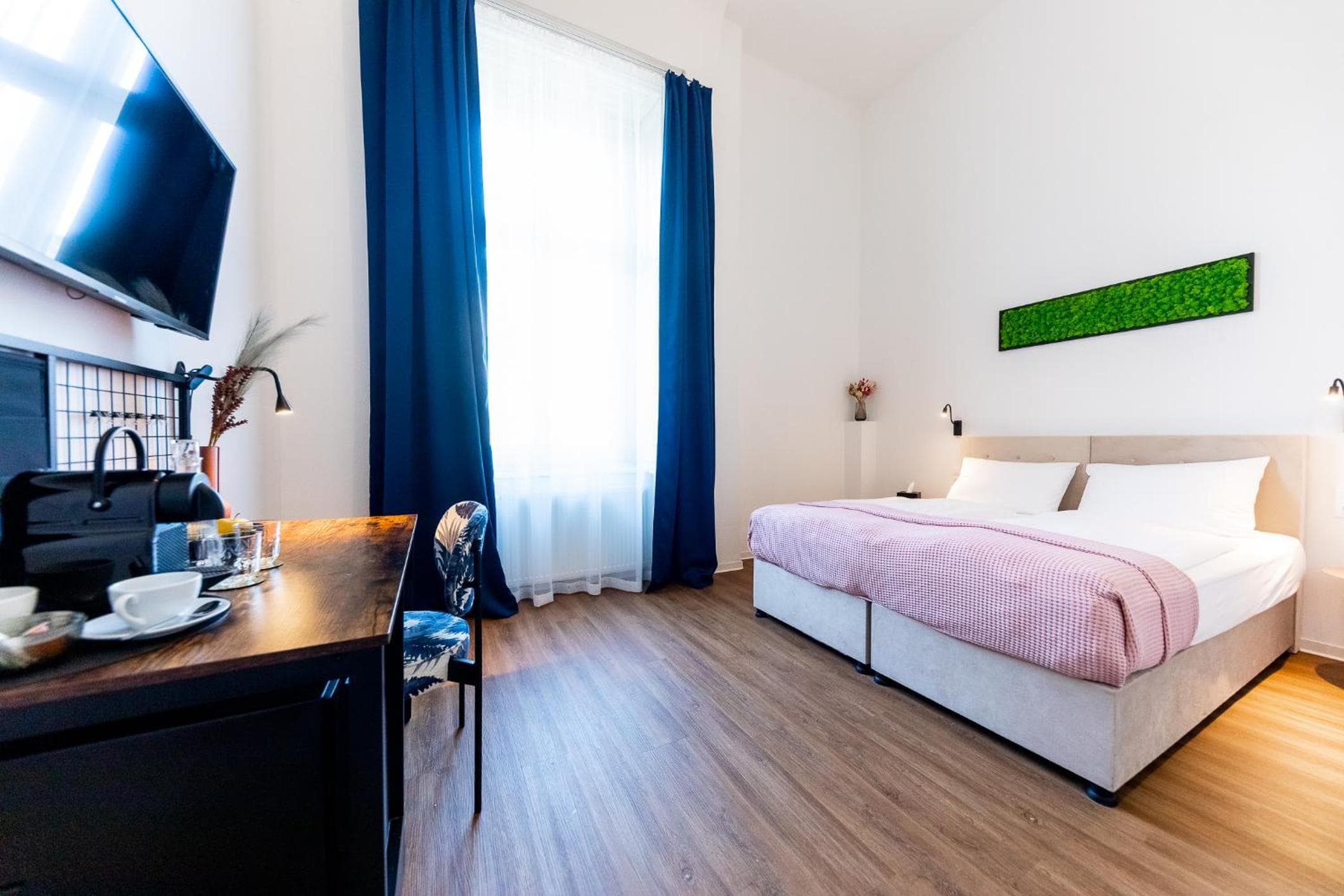 Adagio Downtown Rooms