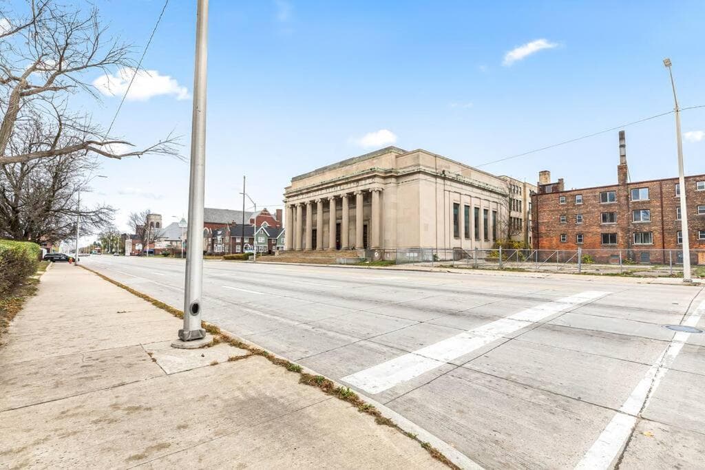 Stately Studio Apartment