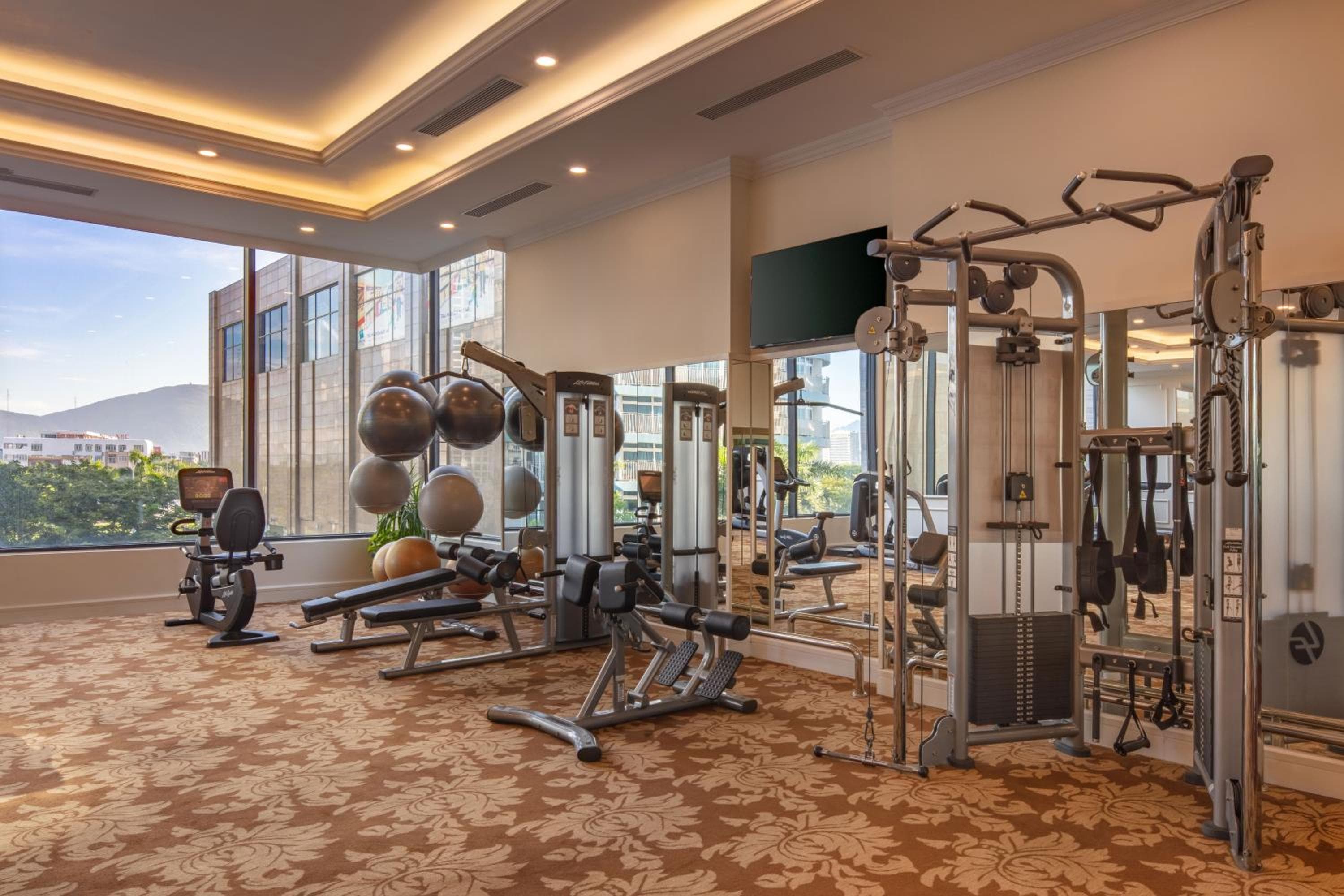 Meliá Vinpearl Danang Riverfront