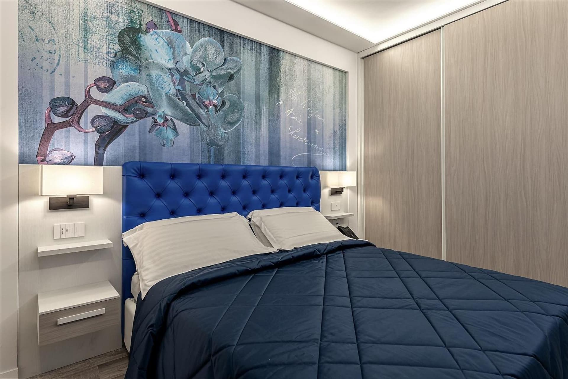 Petit Hotel