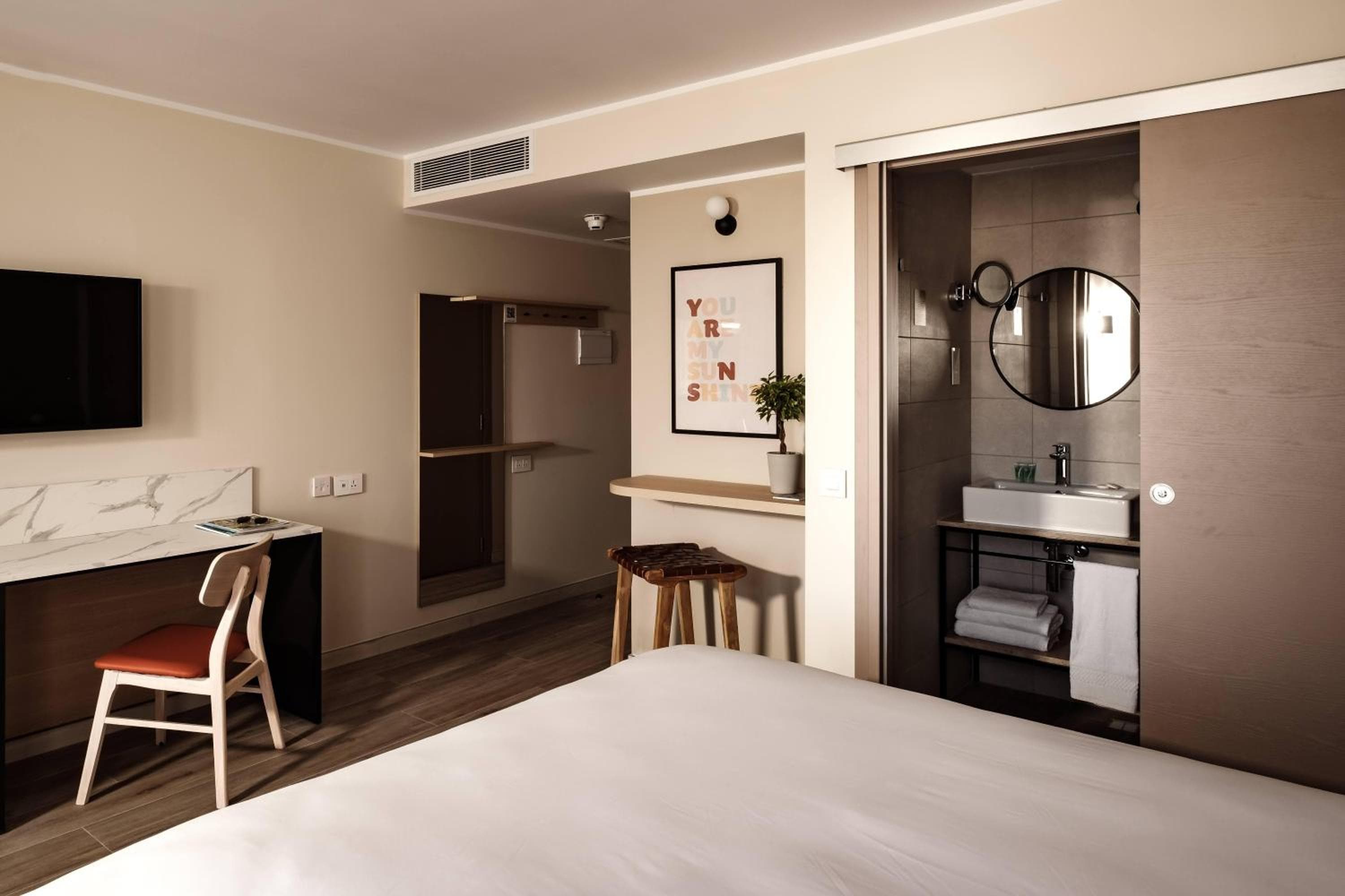 hotel room