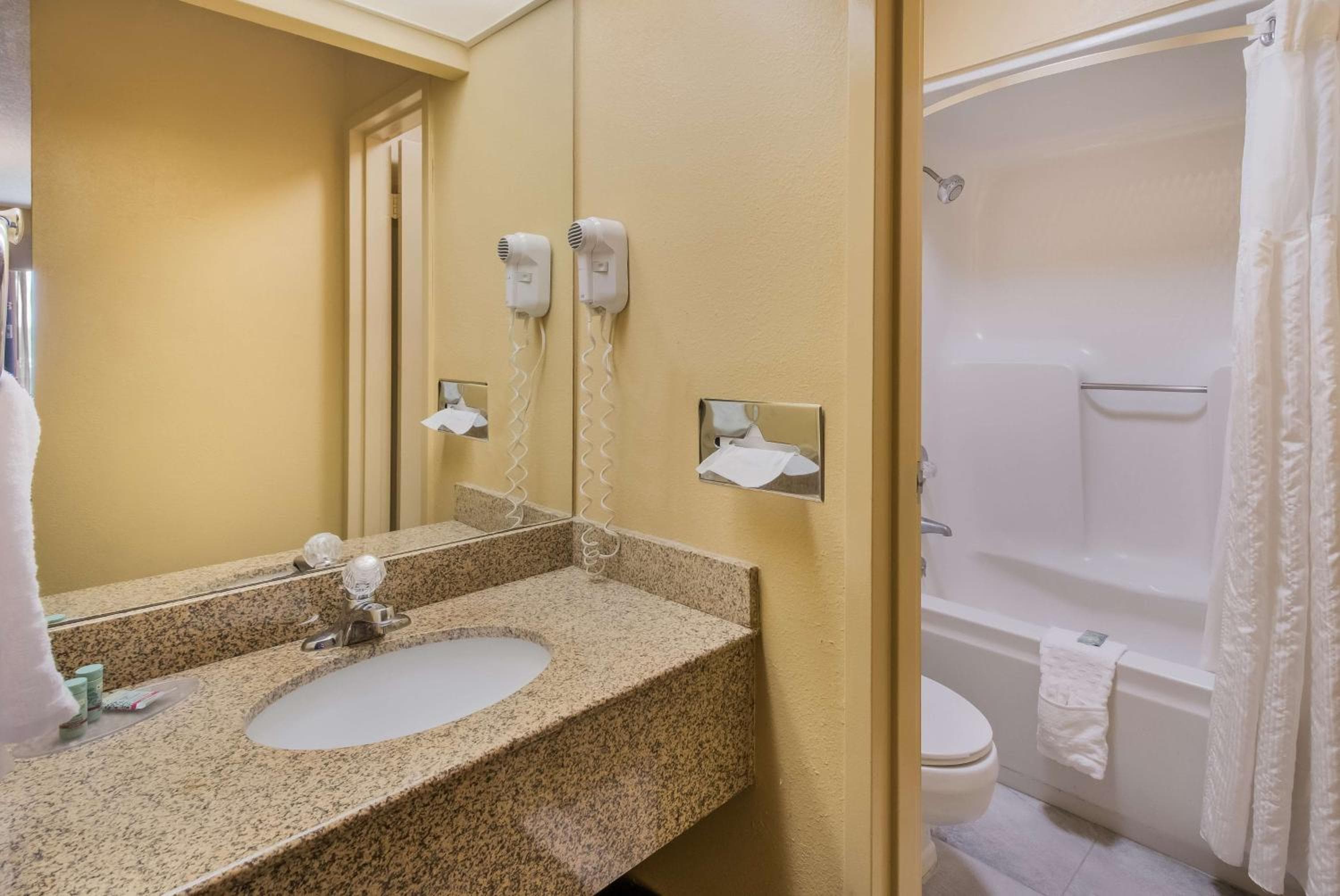 Best Western University Inn