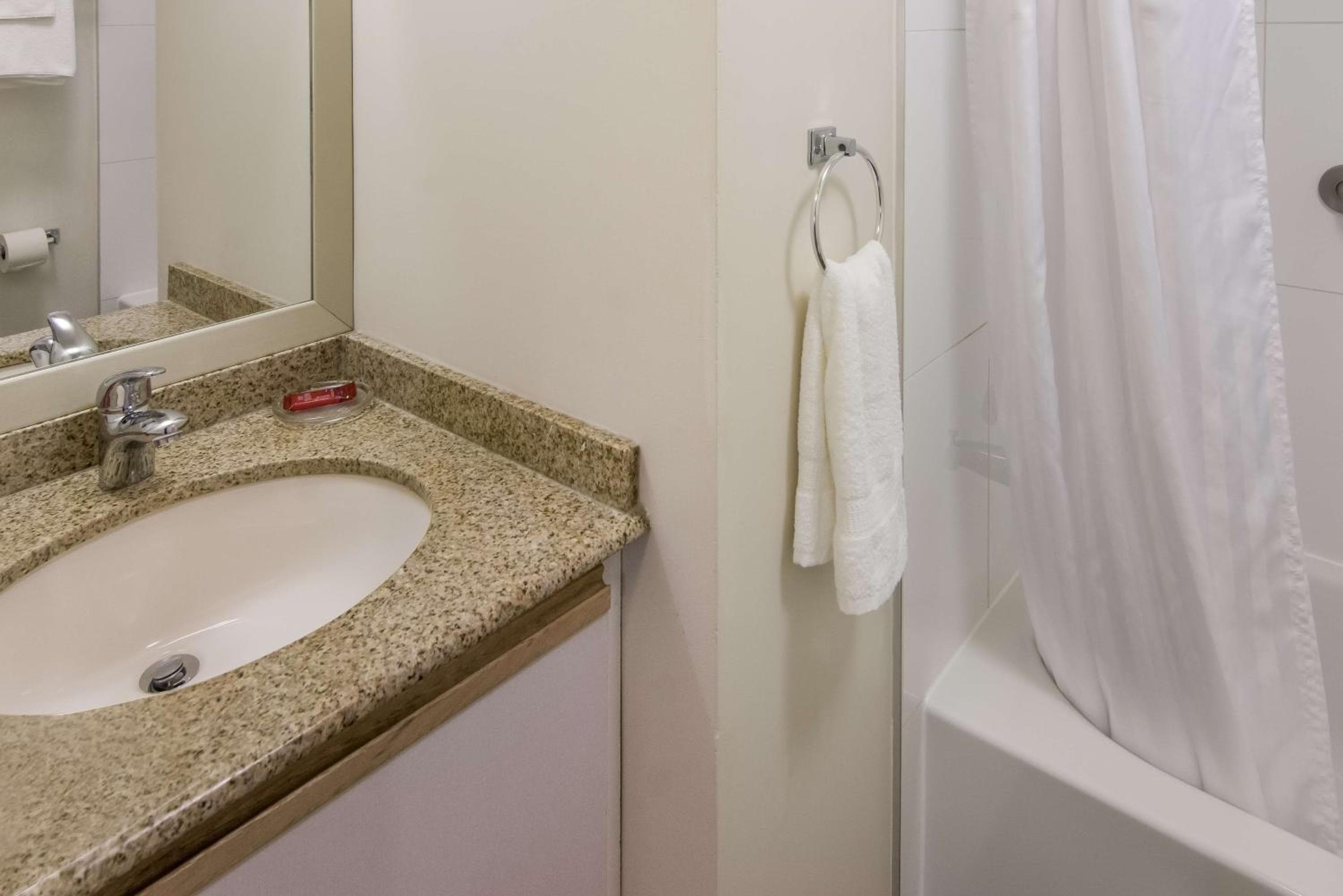 SureStay by Best Western North Vancouver Capilano
