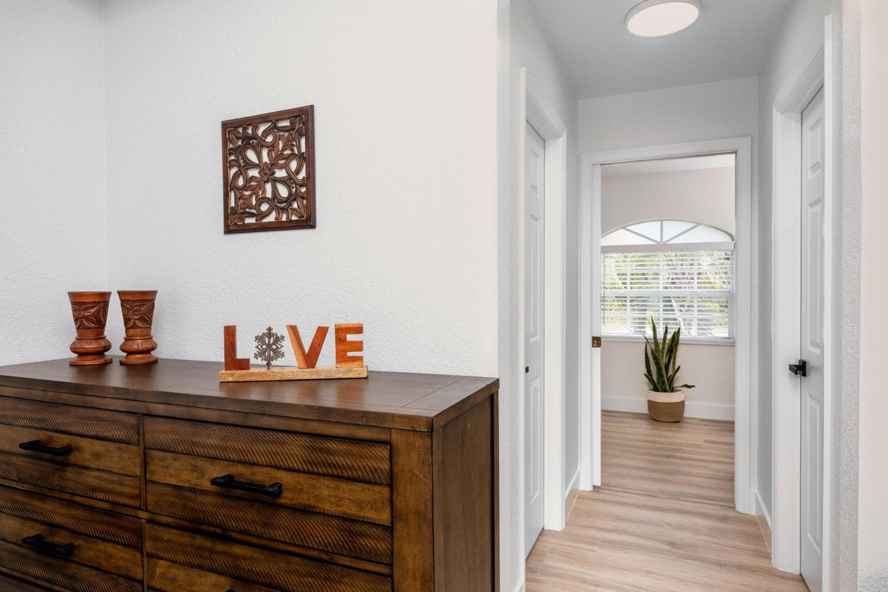 14 Bright Spacious 4 Bedroom Home with a Heated Pool