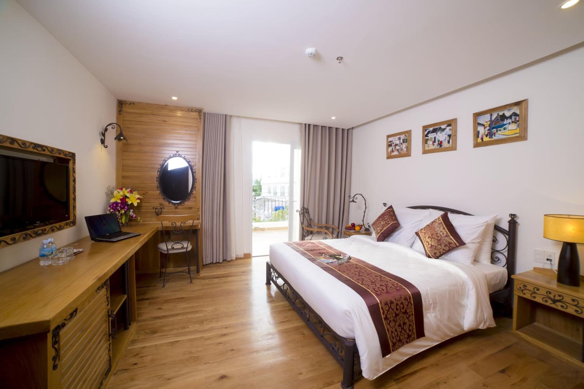 Edele Hotel Nha Trang Beach