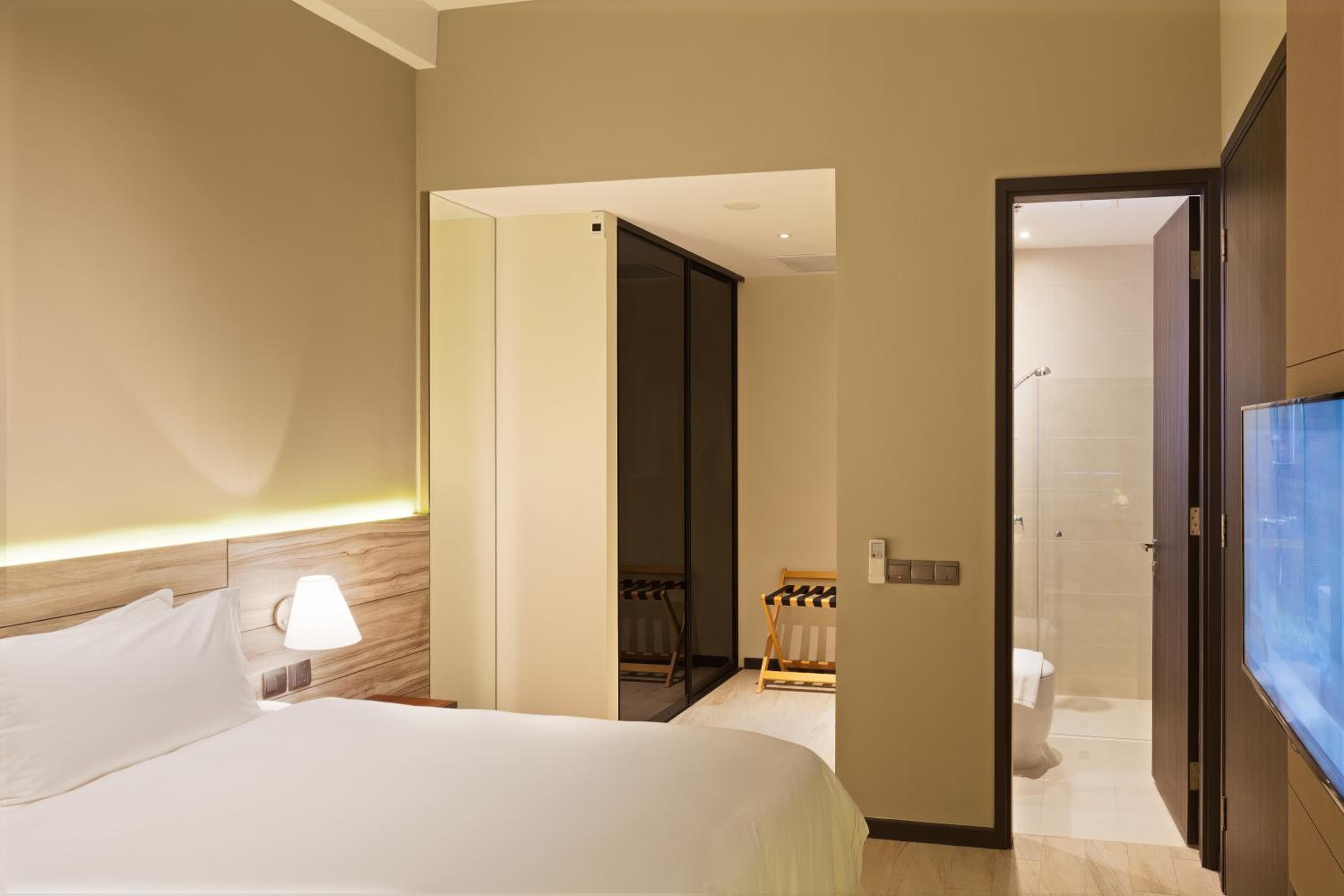 Louis Kienne Serviced Residences - Havelock