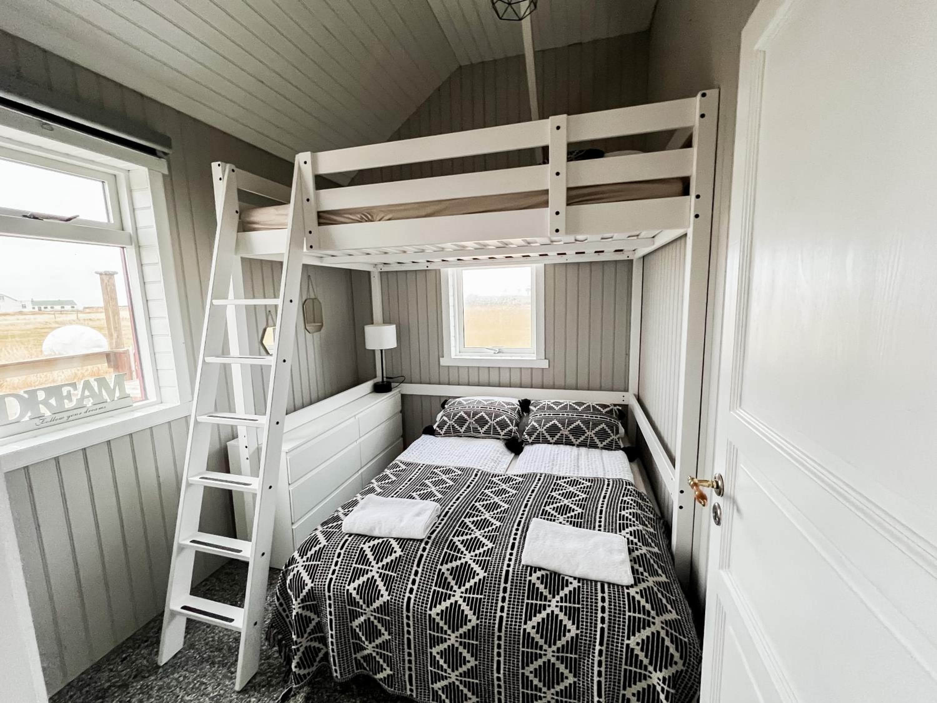 Garður Apartments