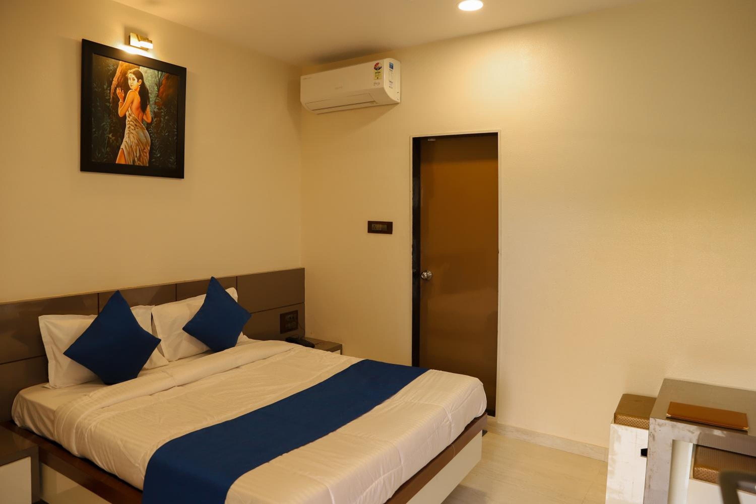 Raaj Resort