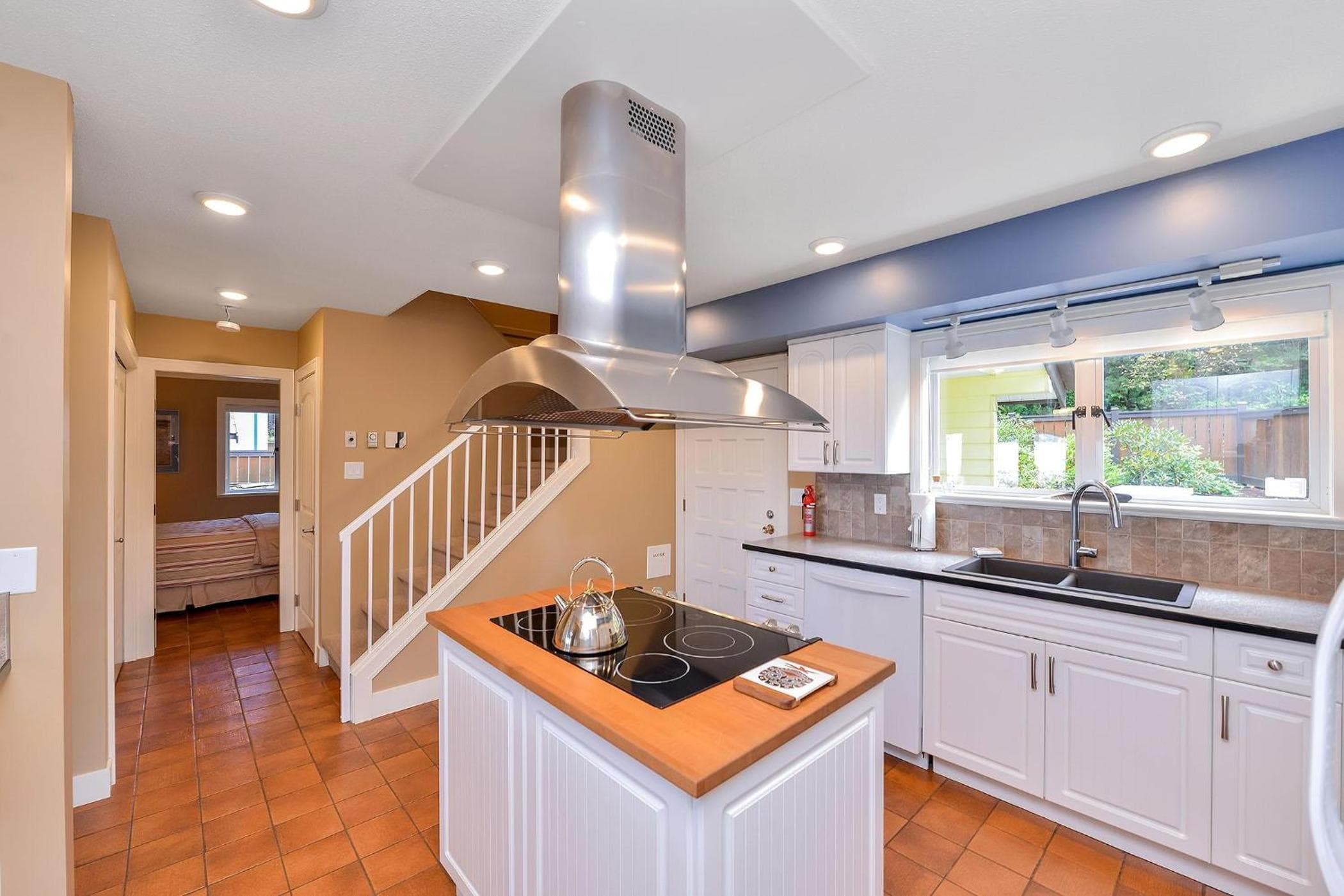 Kye Bay Beach House by EMR Vacation Rentals