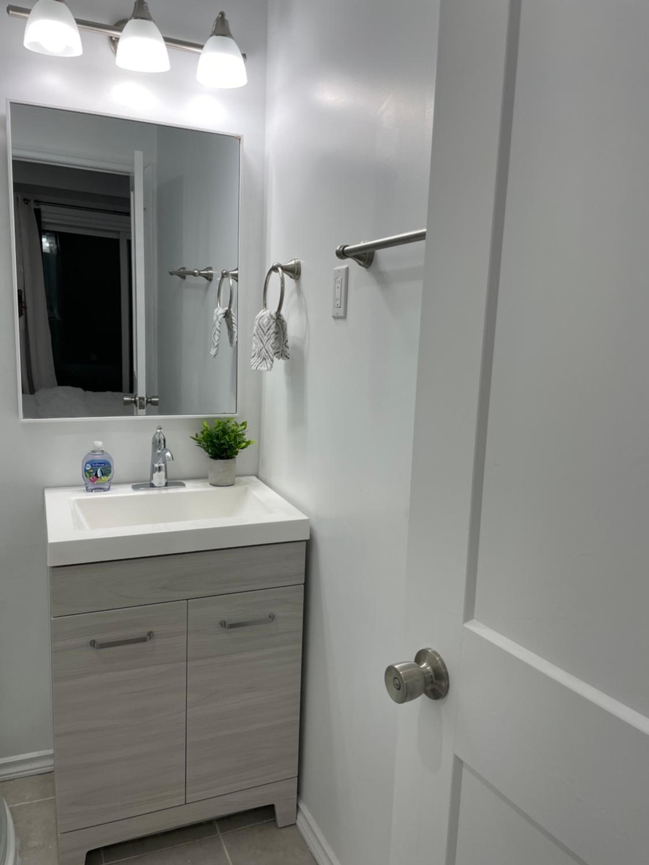 Harmony Home Near University of Waterloo