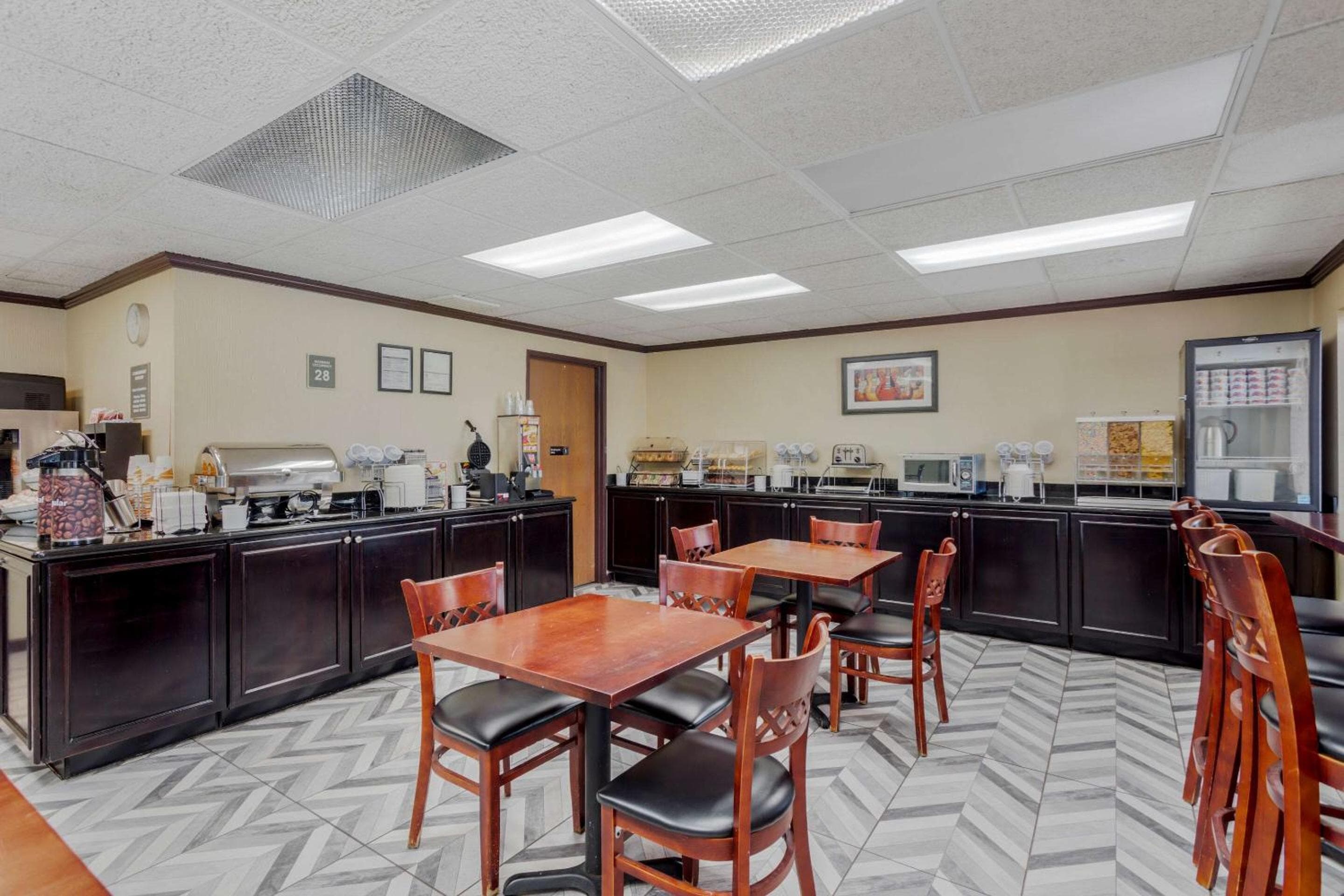 Comfort Inn & Suites Brentwood - Nashville