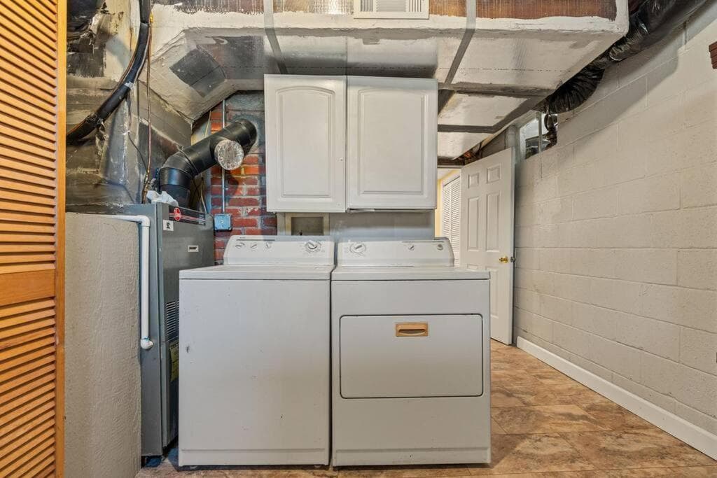 Serenity Views Retreat - Close to City and Parkway!