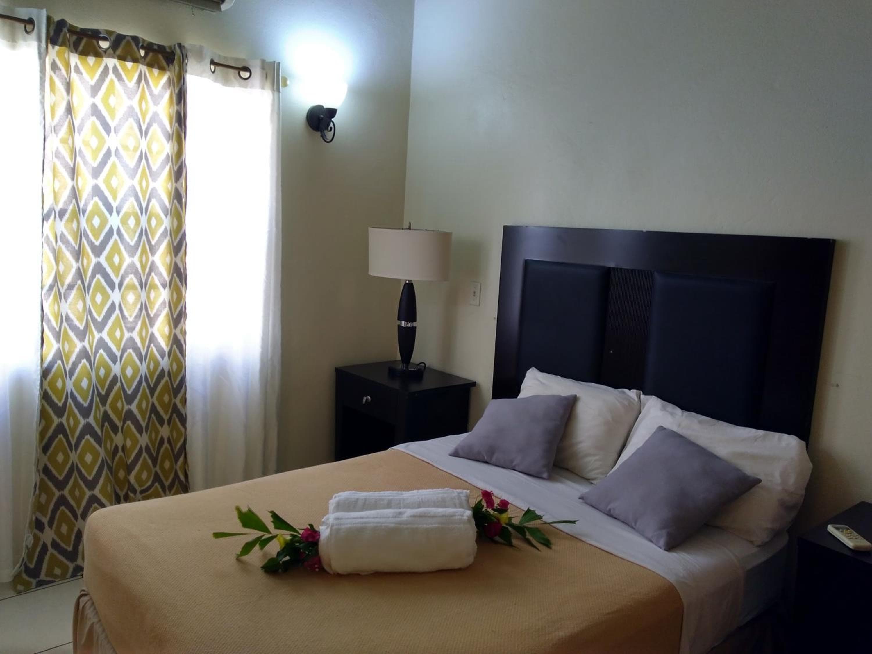 Connie's Comfort Suites