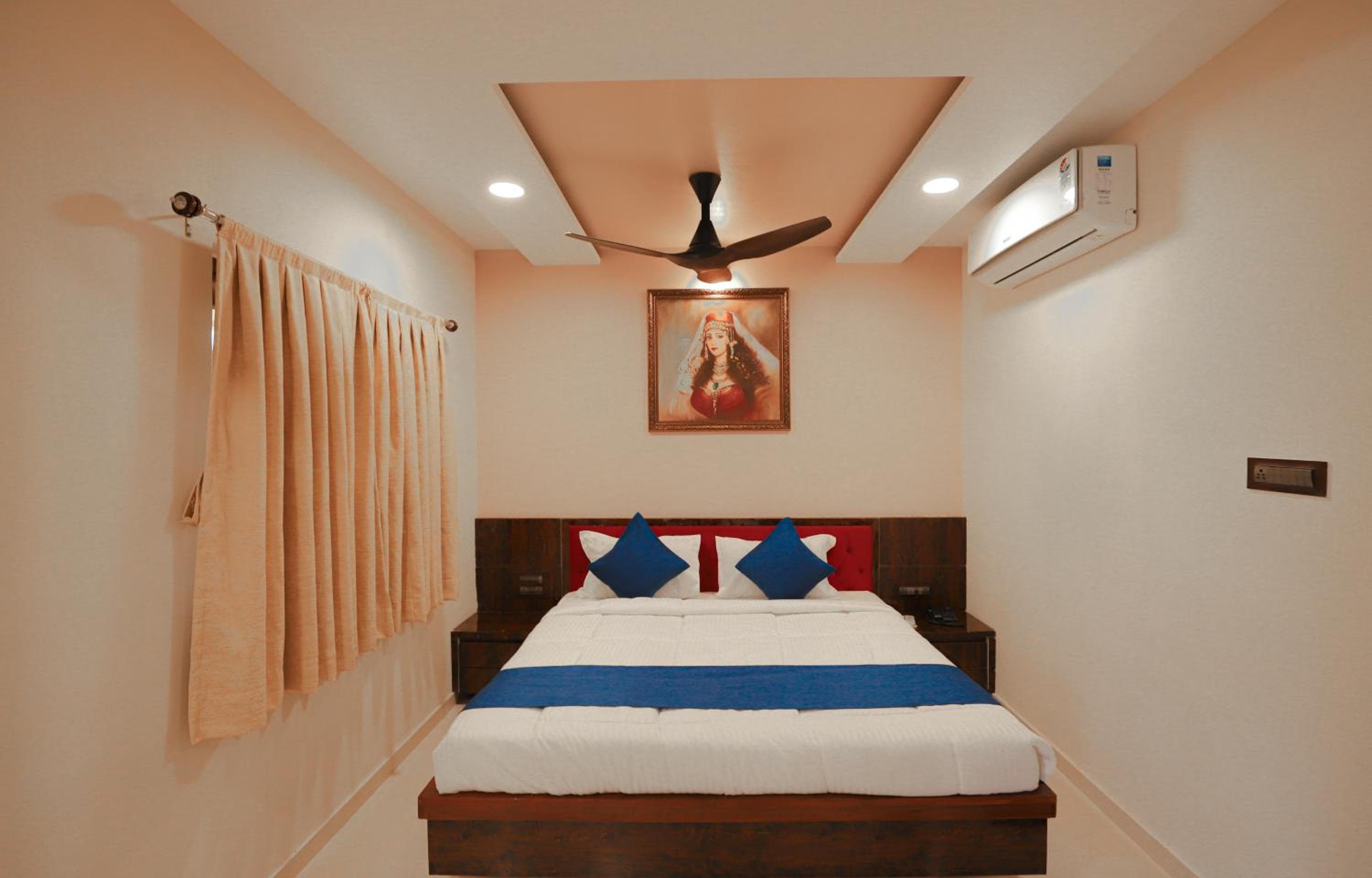 Raaj Resort