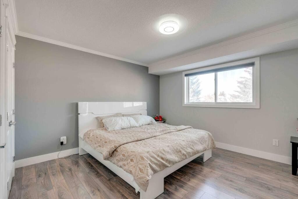 Rare Find fully renovated 6 bedroom 3 bath and both levels
