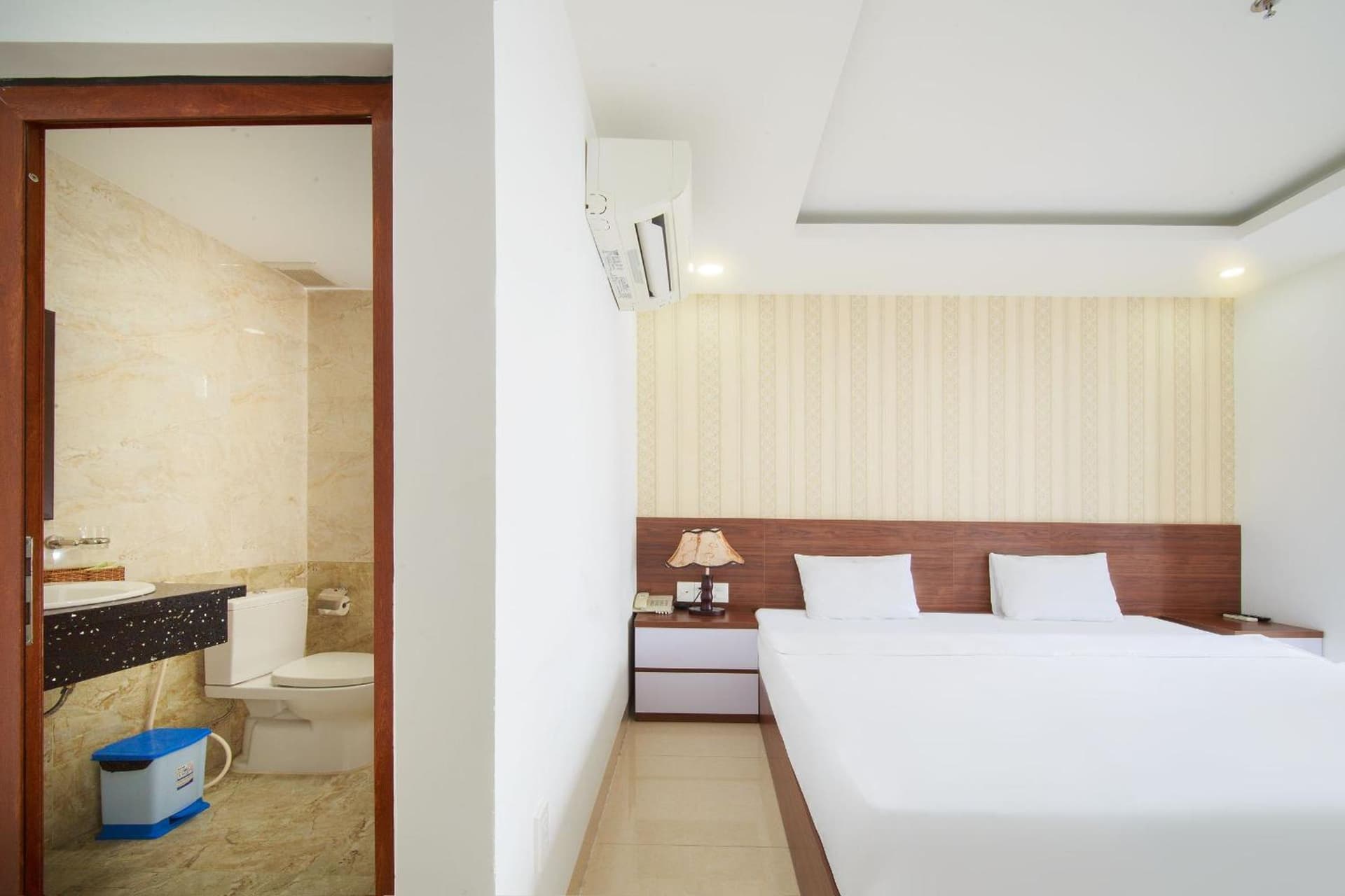 Ha Nhung Hotel Nha Trang